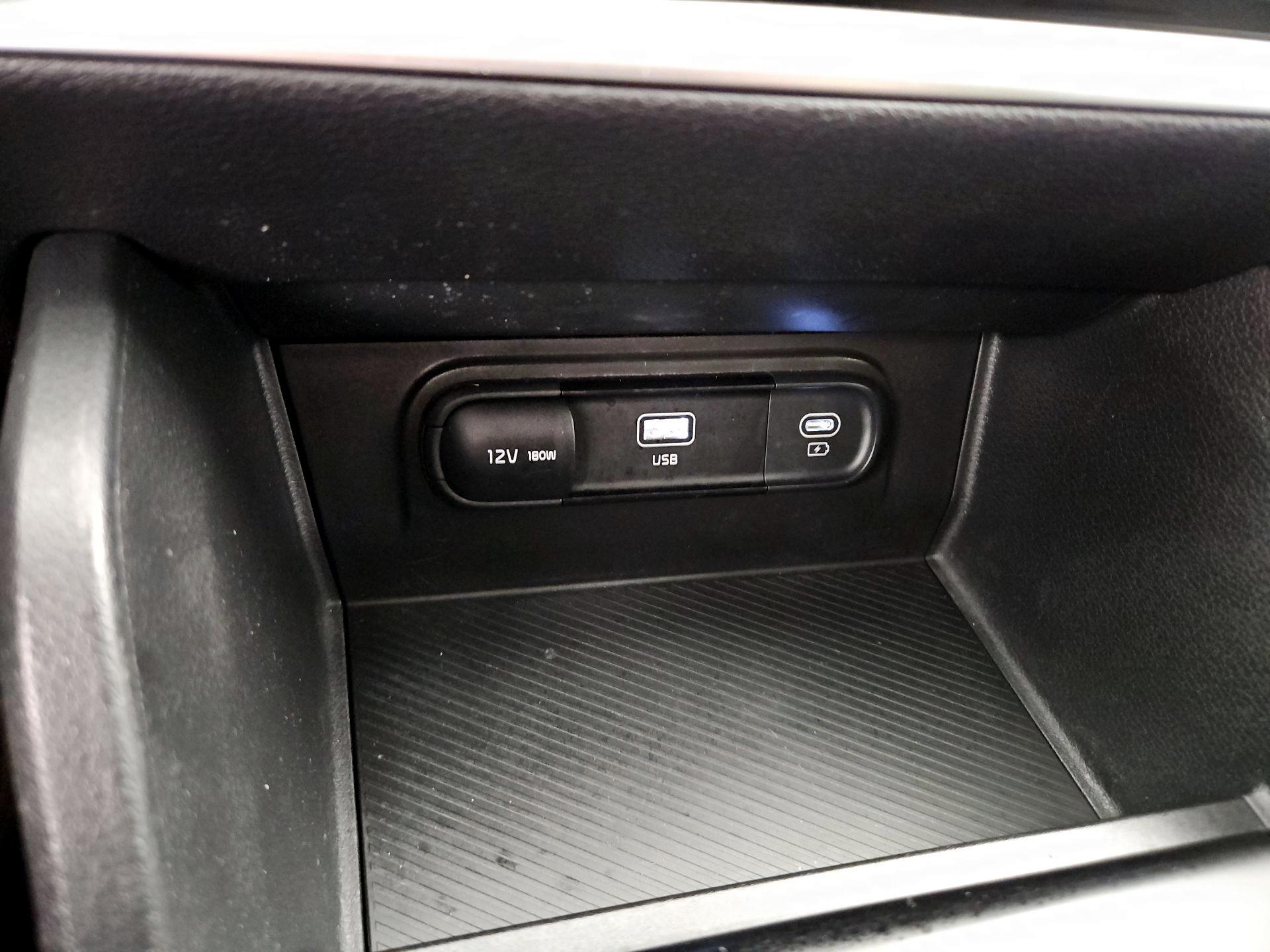 Thumbnail: 2024 Kia Sportage - 18