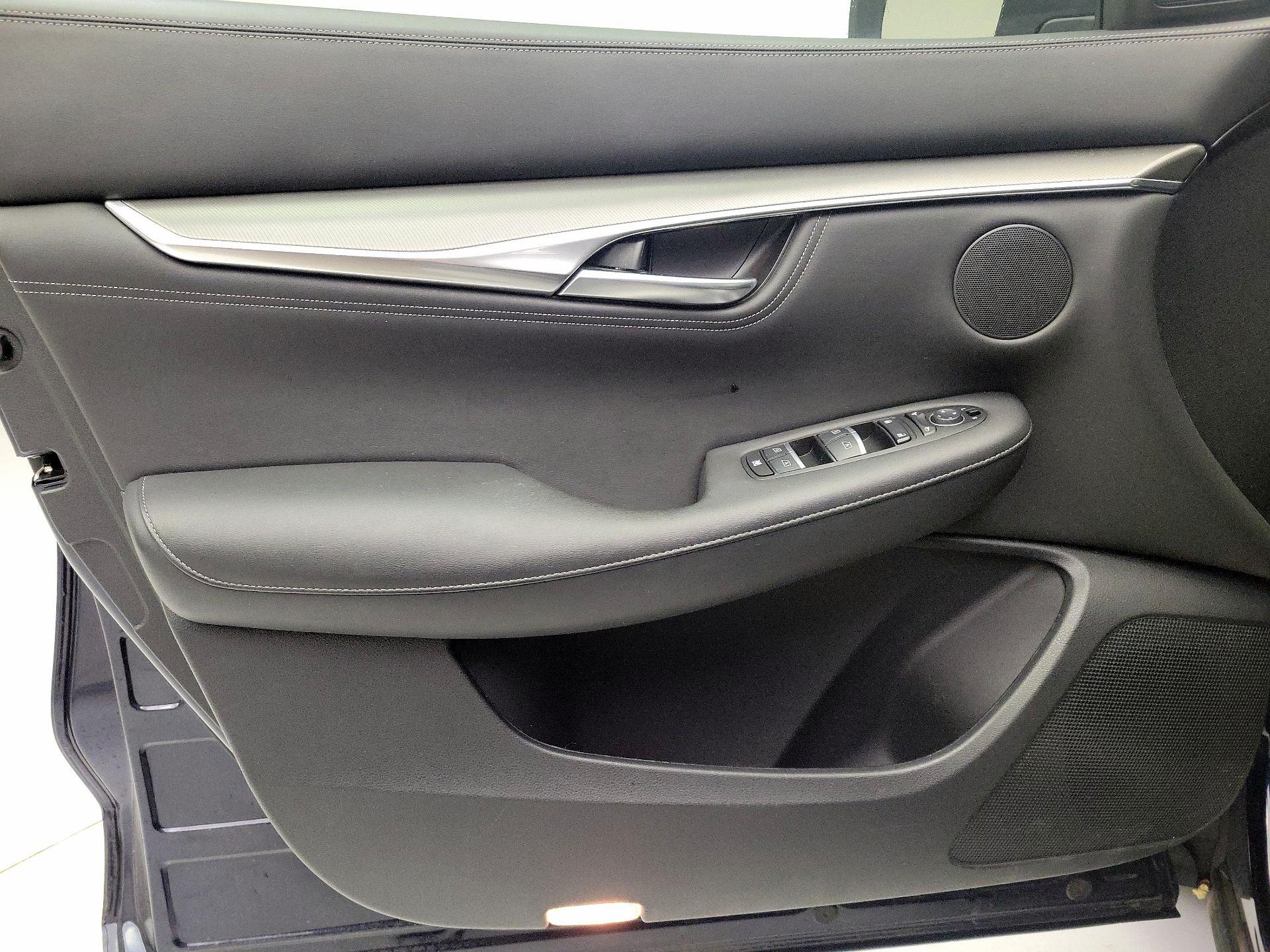 Thumbnail: 2023 INFINITI QX55 - 12