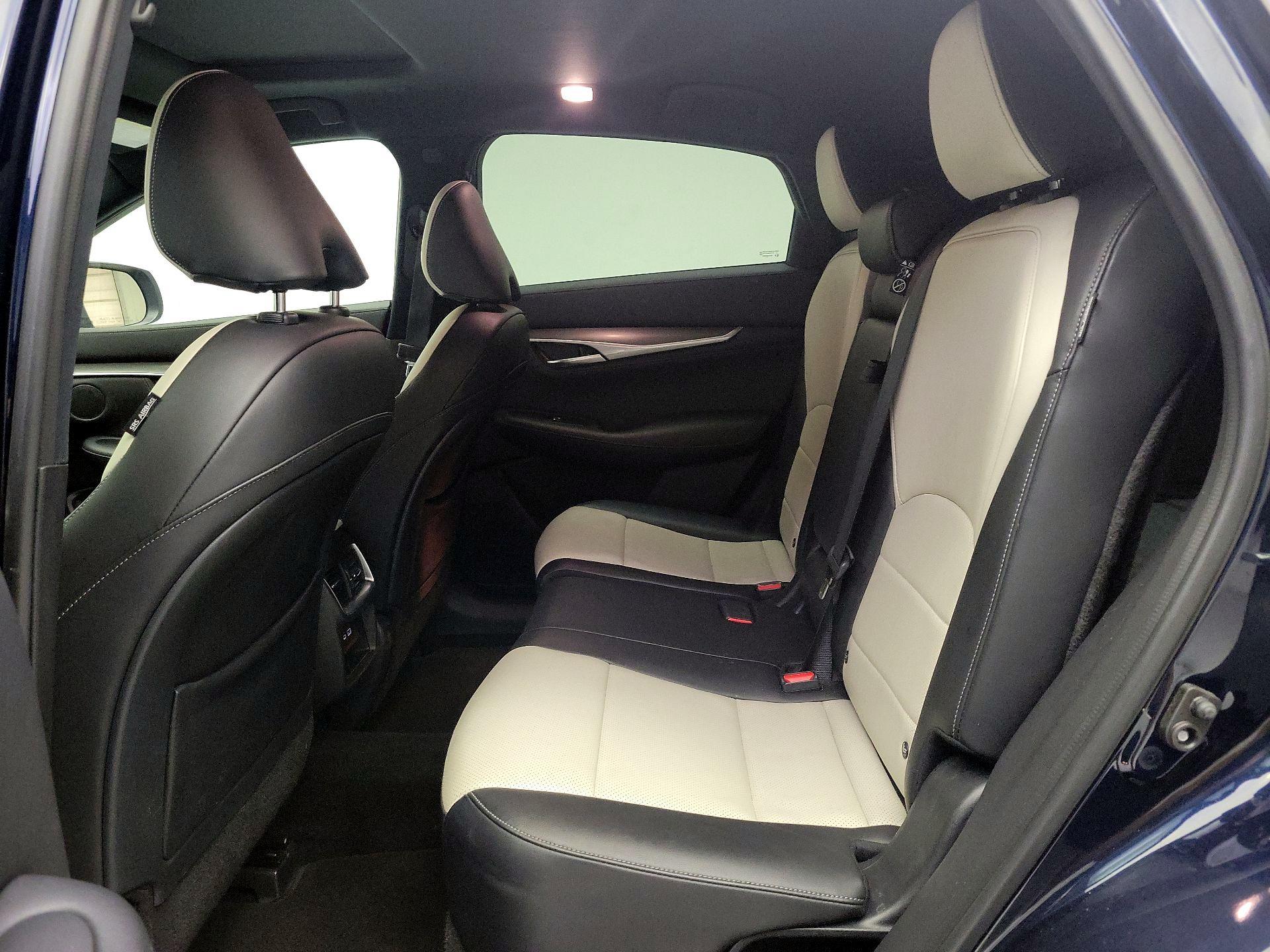 Thumbnail: 2023 INFINITI QX55 - 20