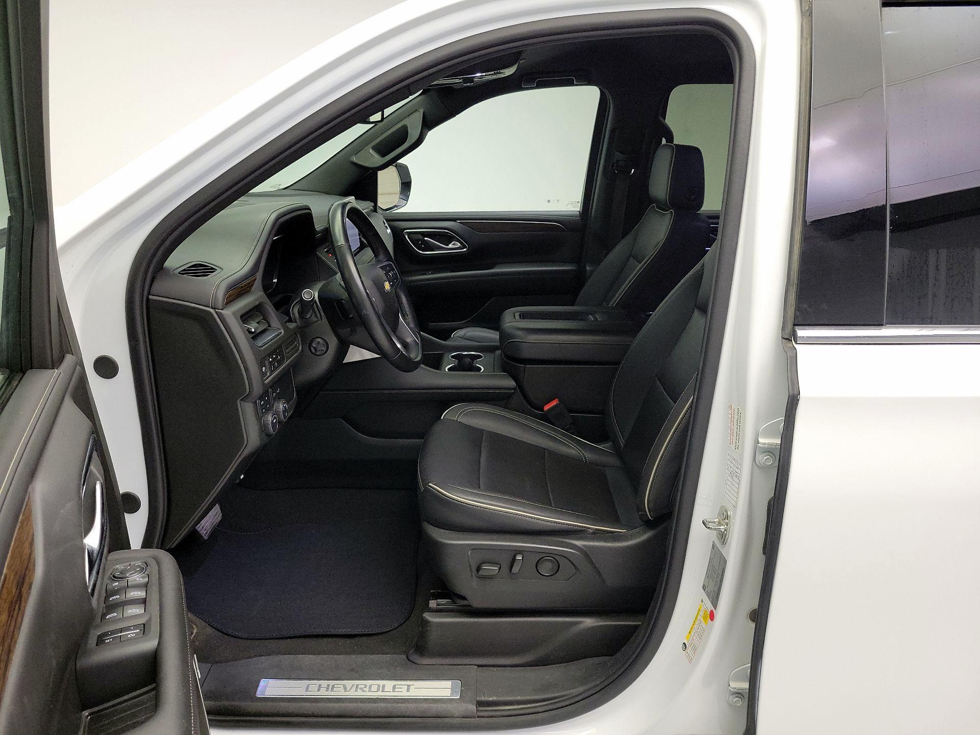 Thumbnail: 2023 Chevrolet Suburban - 11