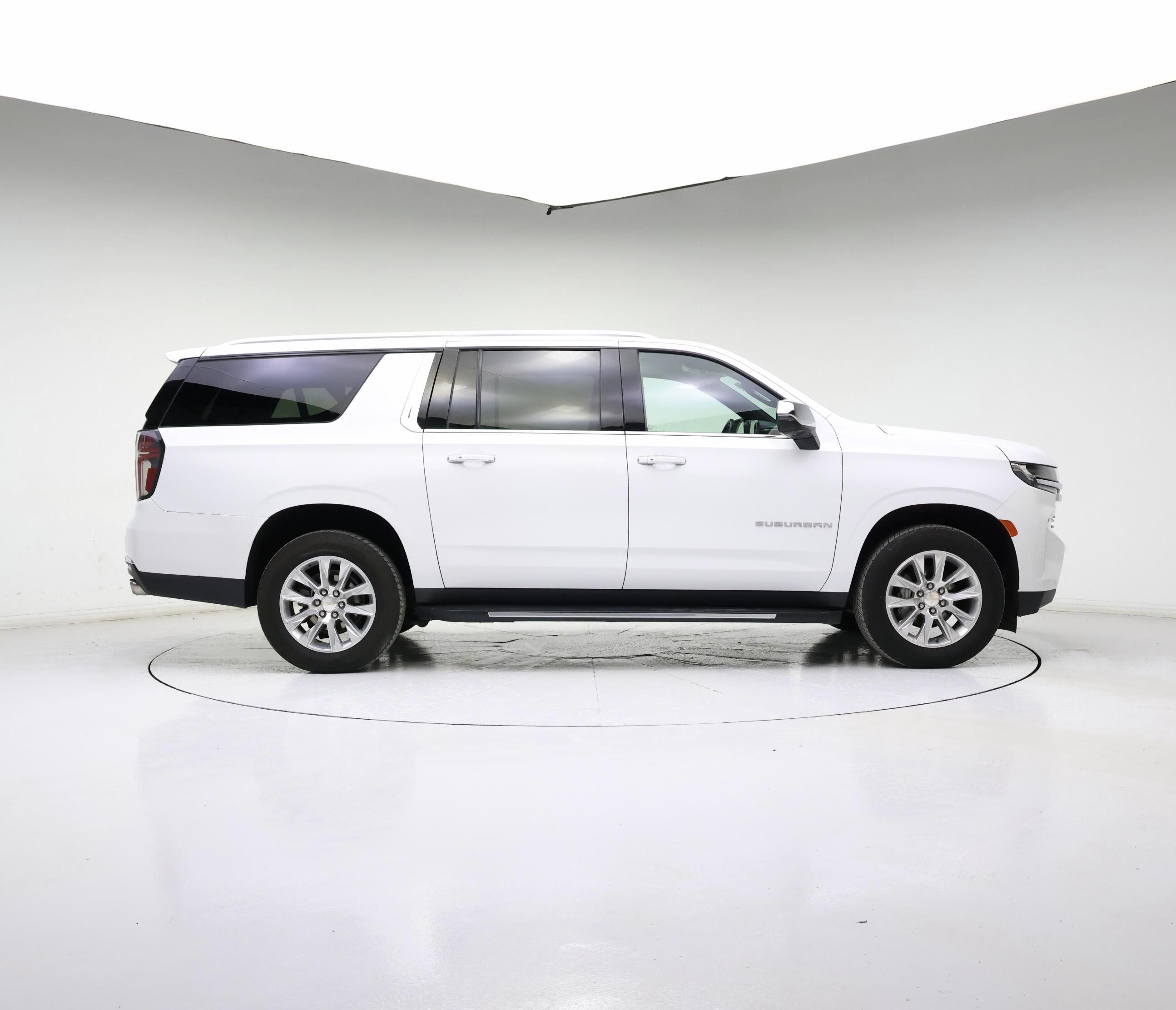 Thumbnail: 2023 Chevrolet Suburban - 7