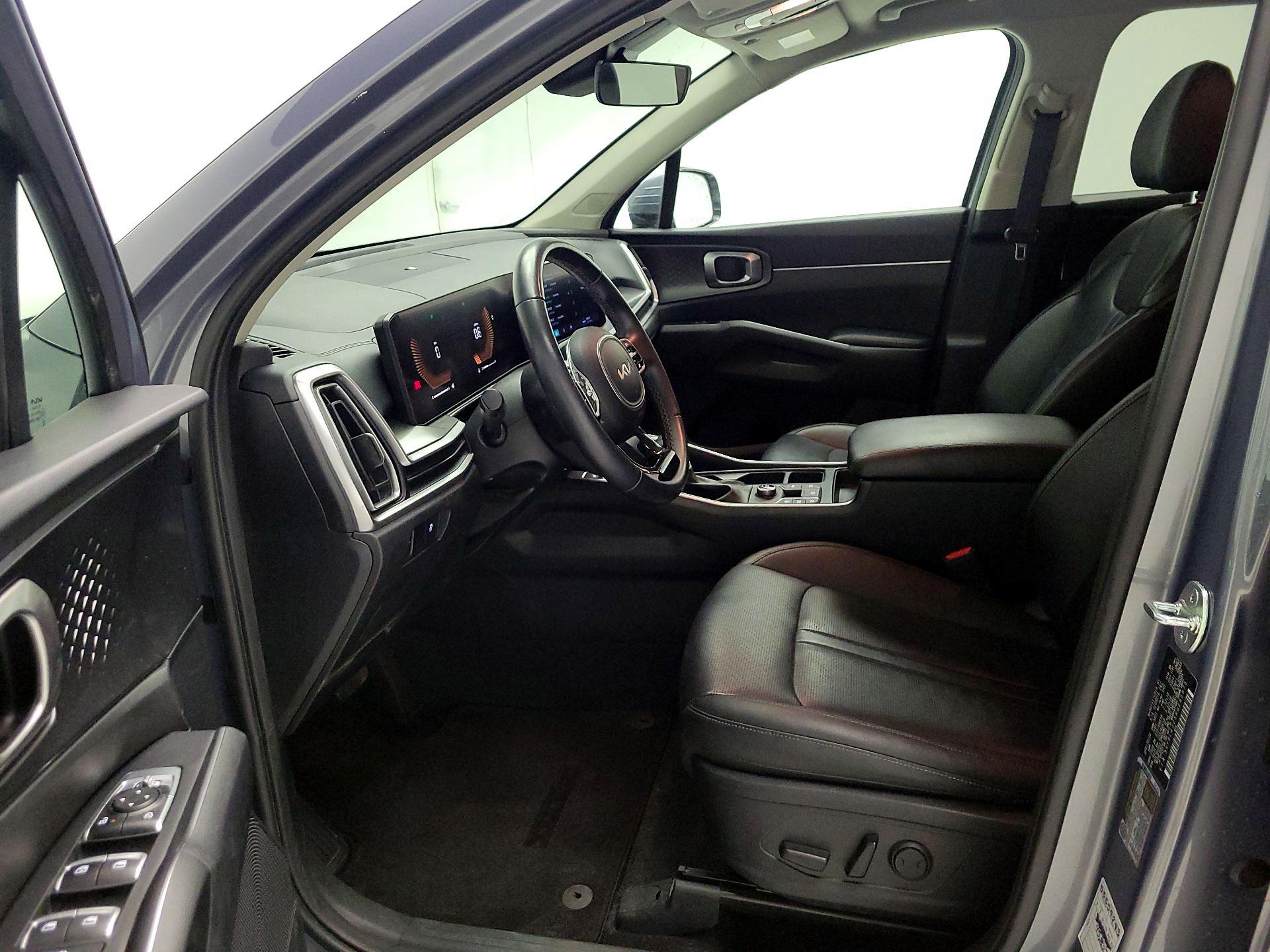 Thumbnail: 2024 Kia Sorento - 11