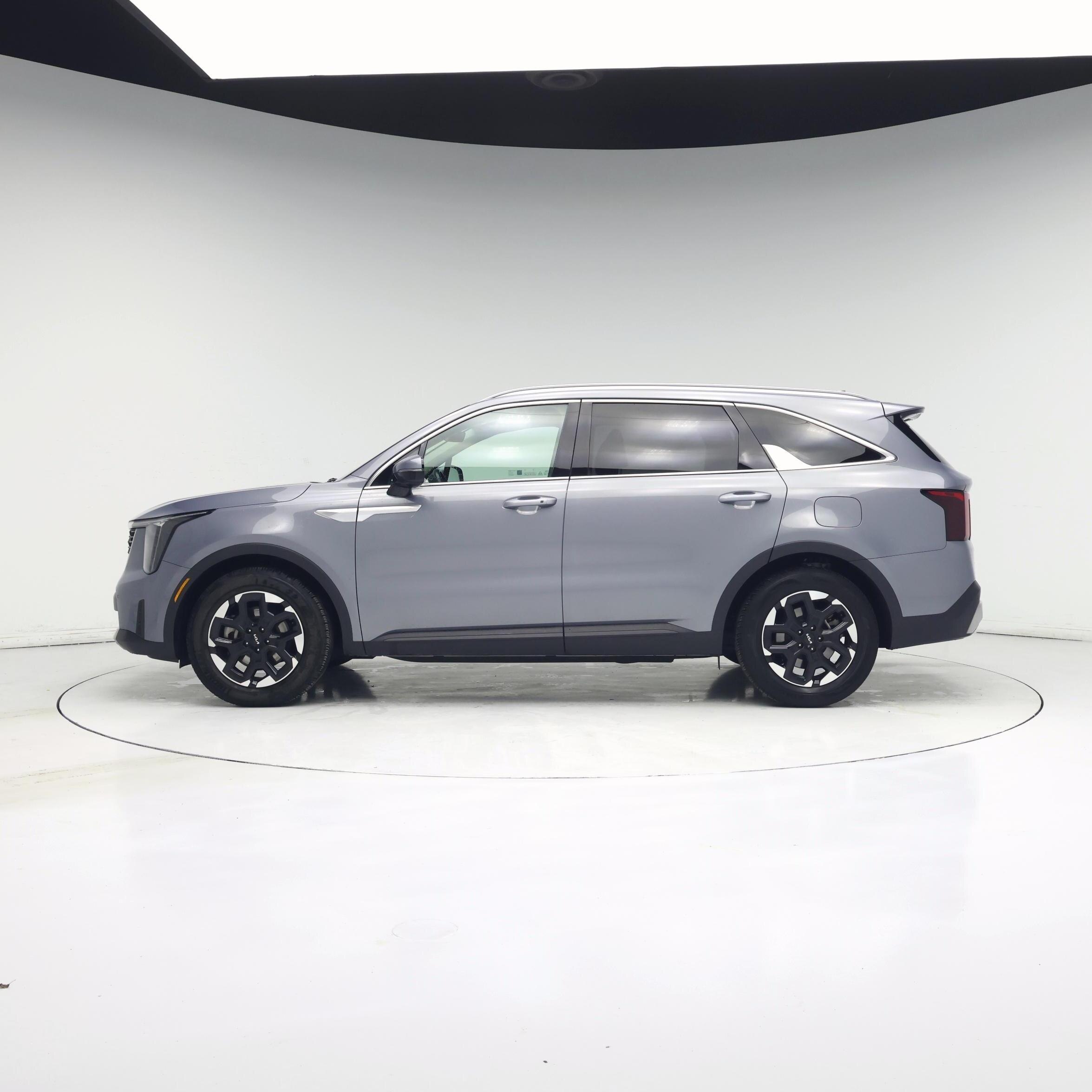 Thumbnail: 2024 Kia Sorento - 3