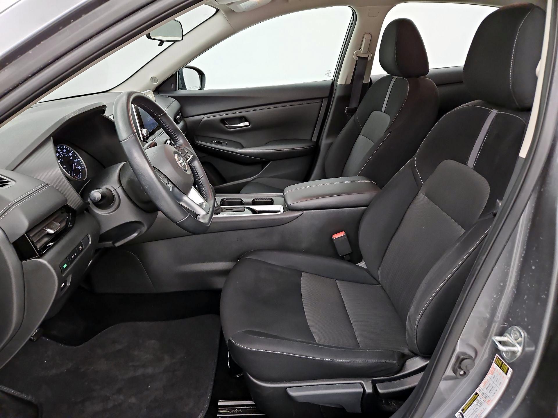 Thumbnail: 2023 Nissan Sentra - 11