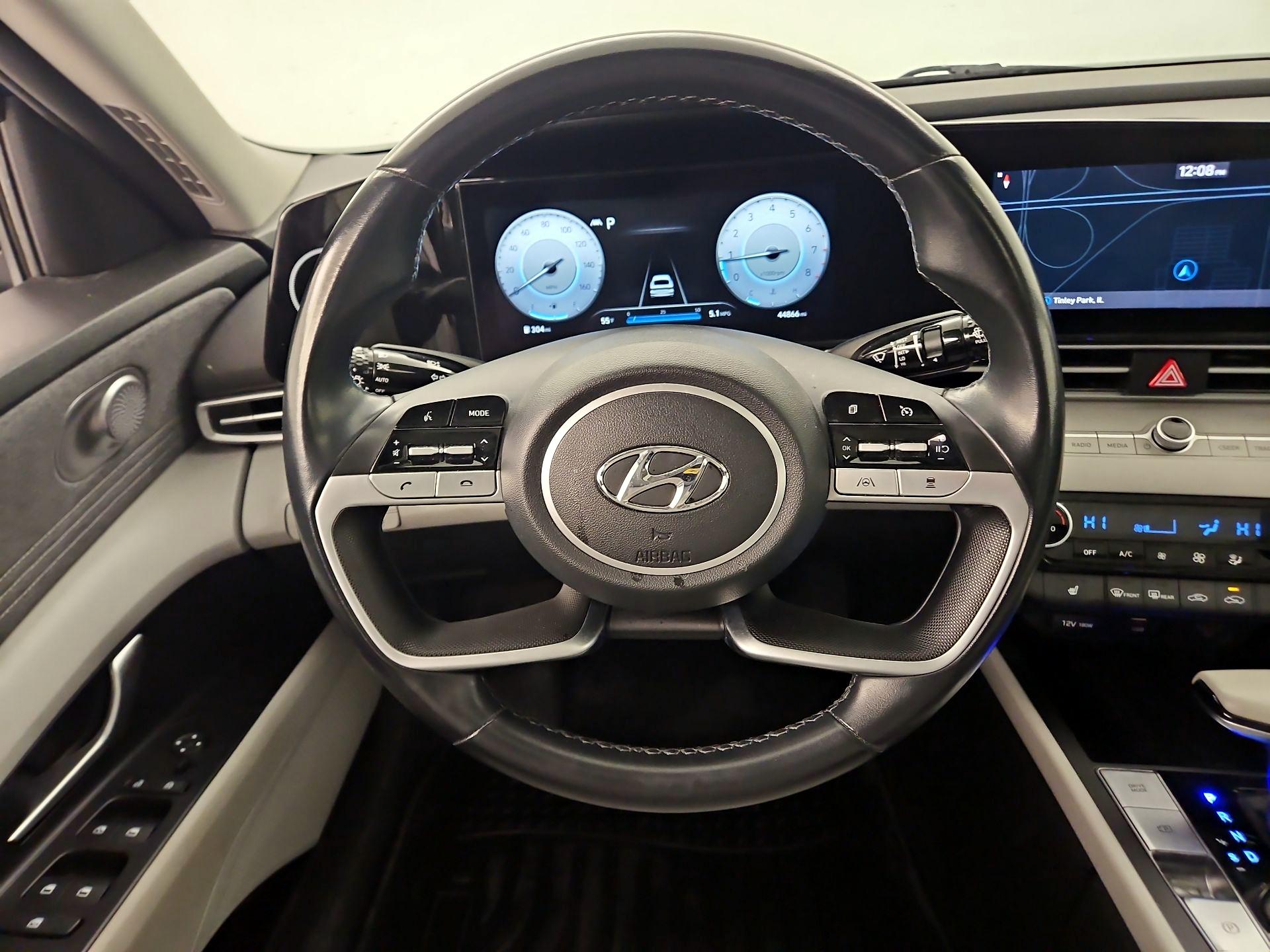 Thumbnail: 2021 Hyundai Elantra - 10