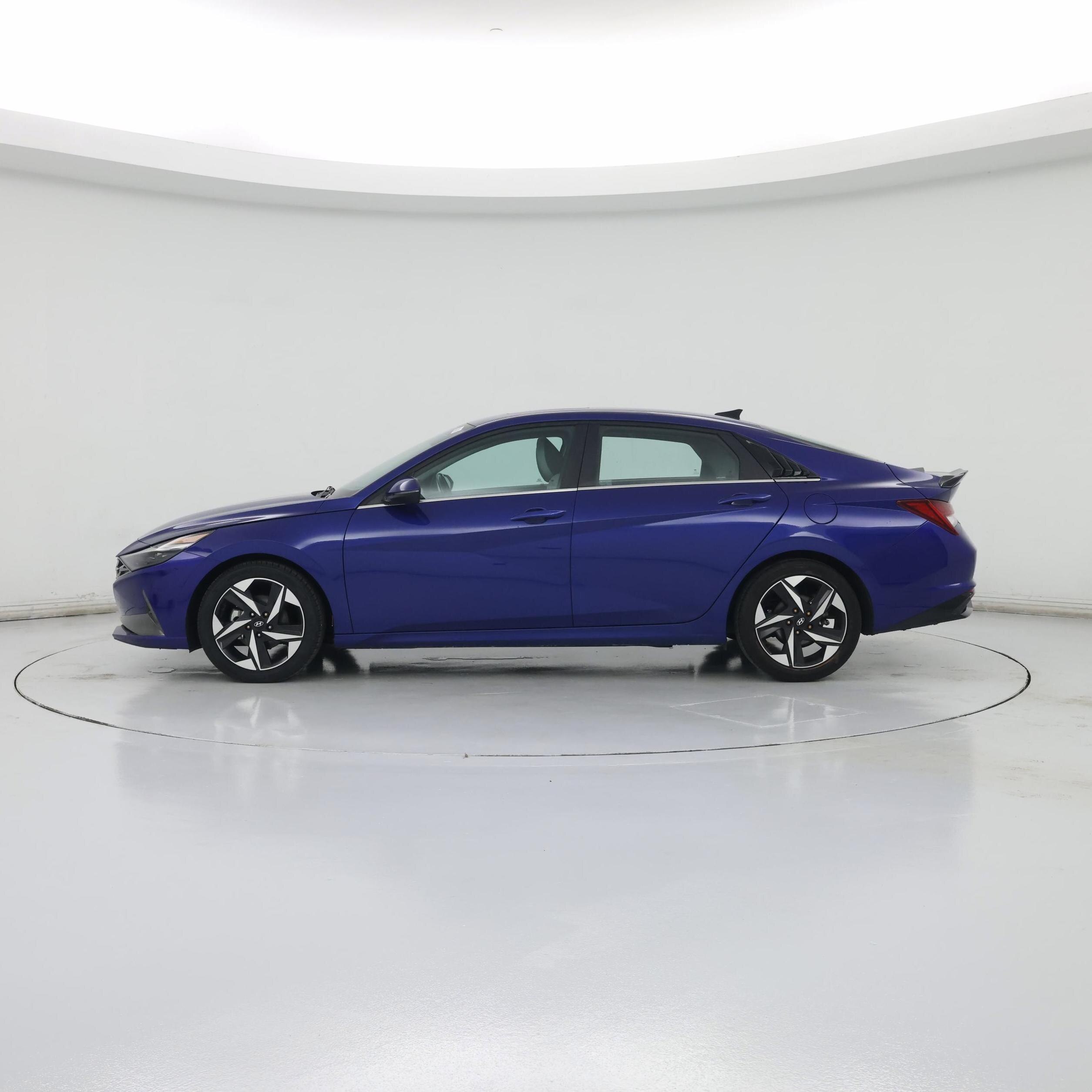 Thumbnail: 2021 Hyundai Elantra - 3