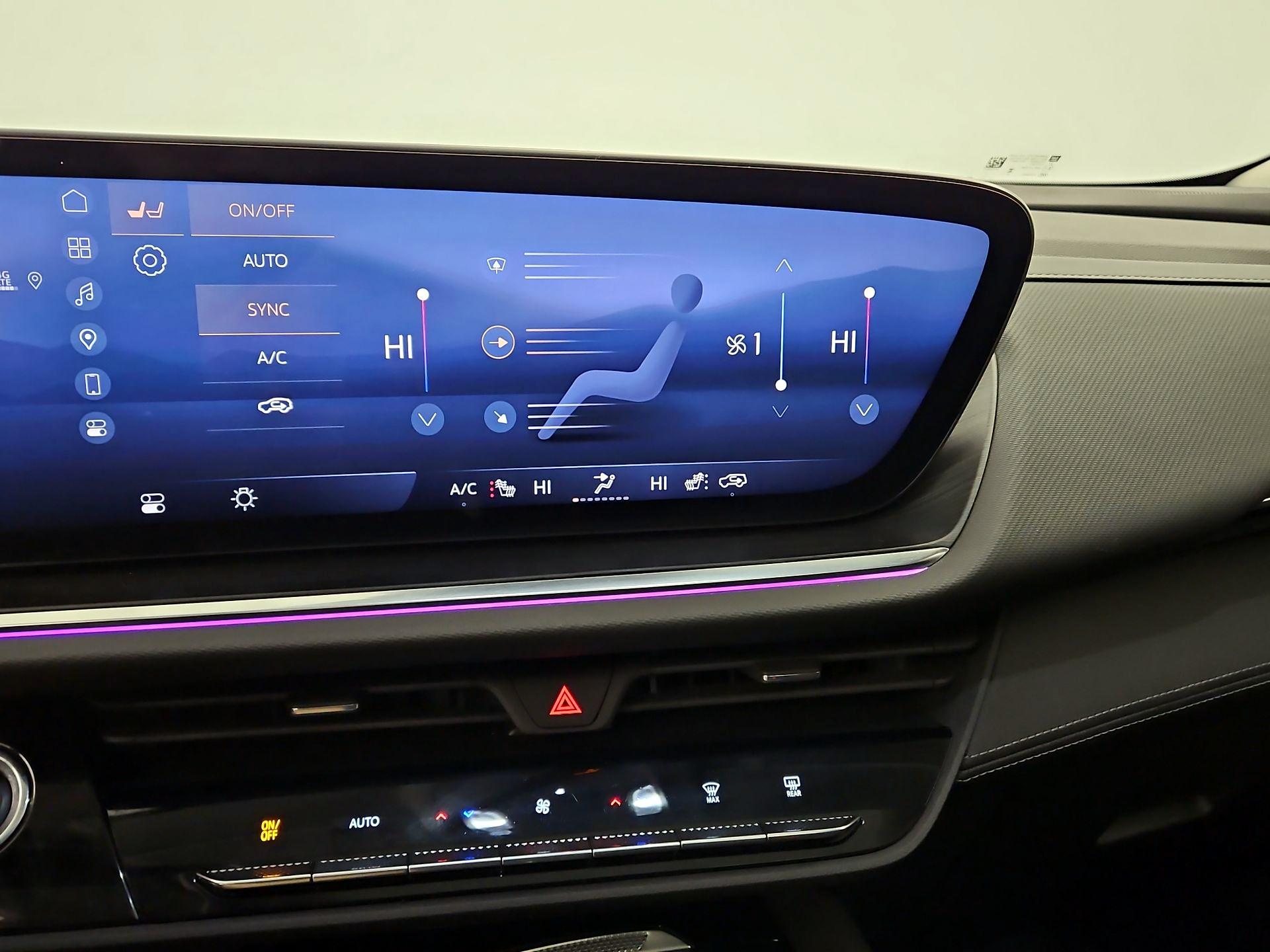 Thumbnail: 2025 Buick Envision - 17