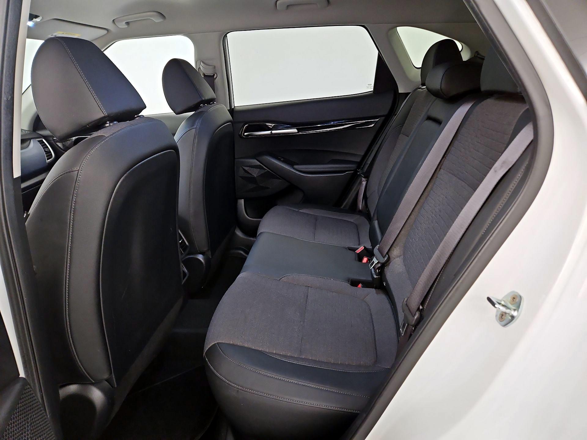 Thumbnail: 2022 Kia Seltos - 20