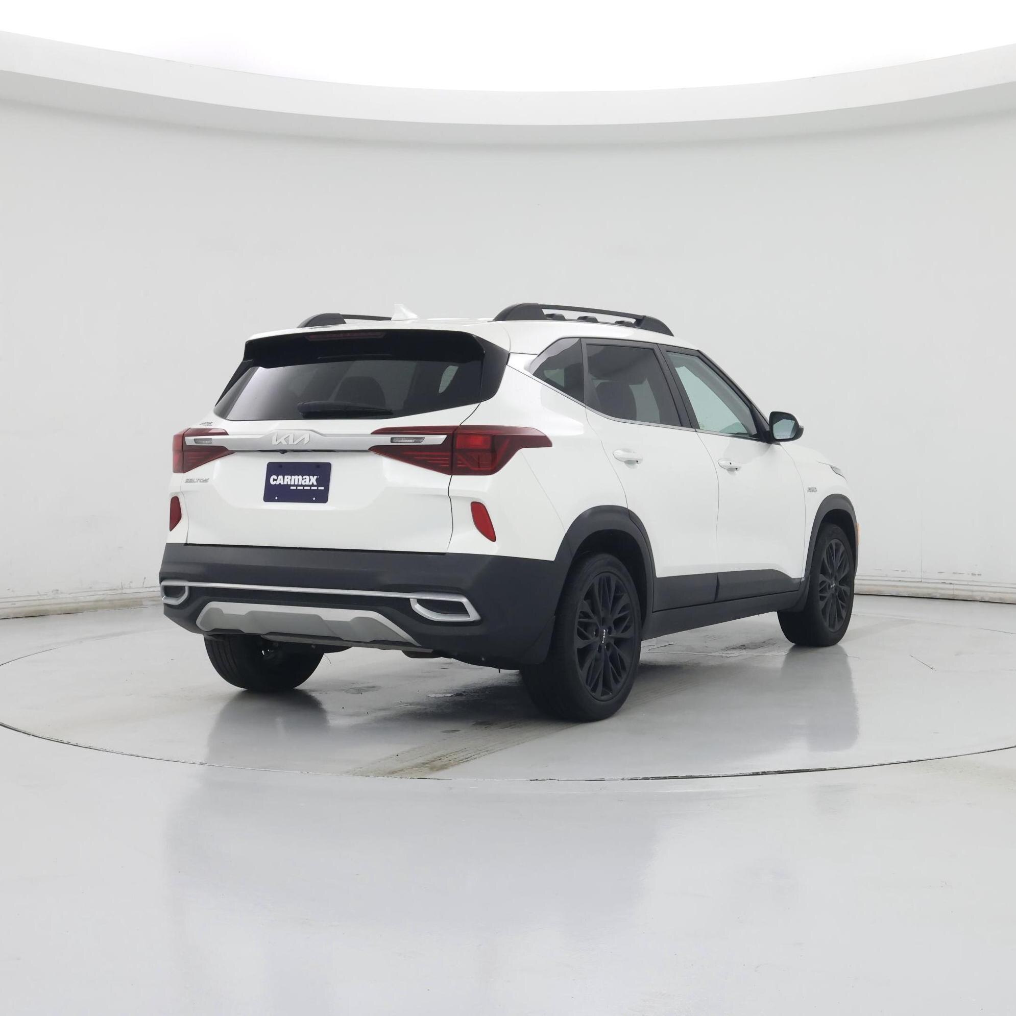 Thumbnail: 2022 Kia Seltos - 8