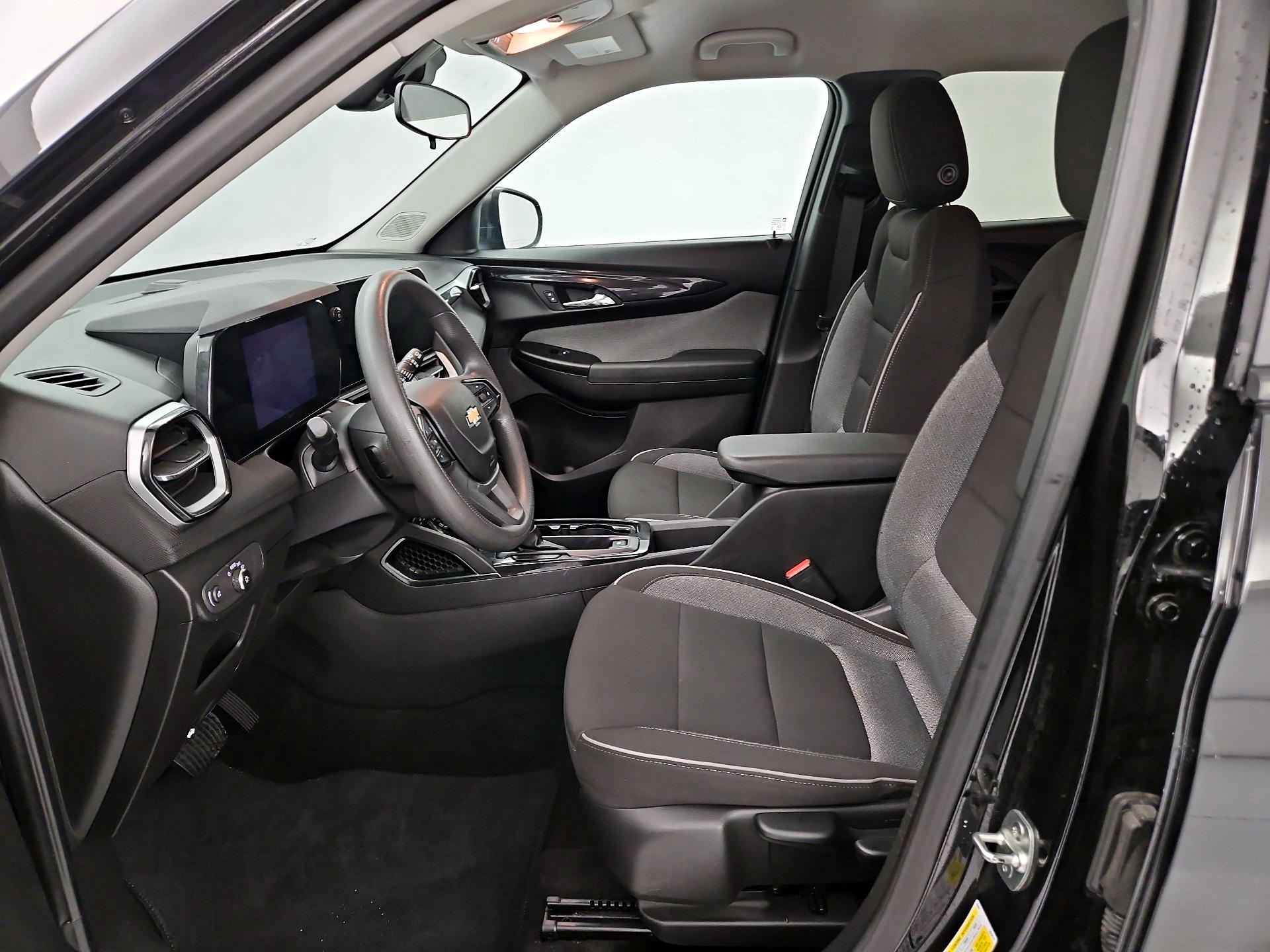 Thumbnail: 2024 Chevrolet TrailBlazer - 11
