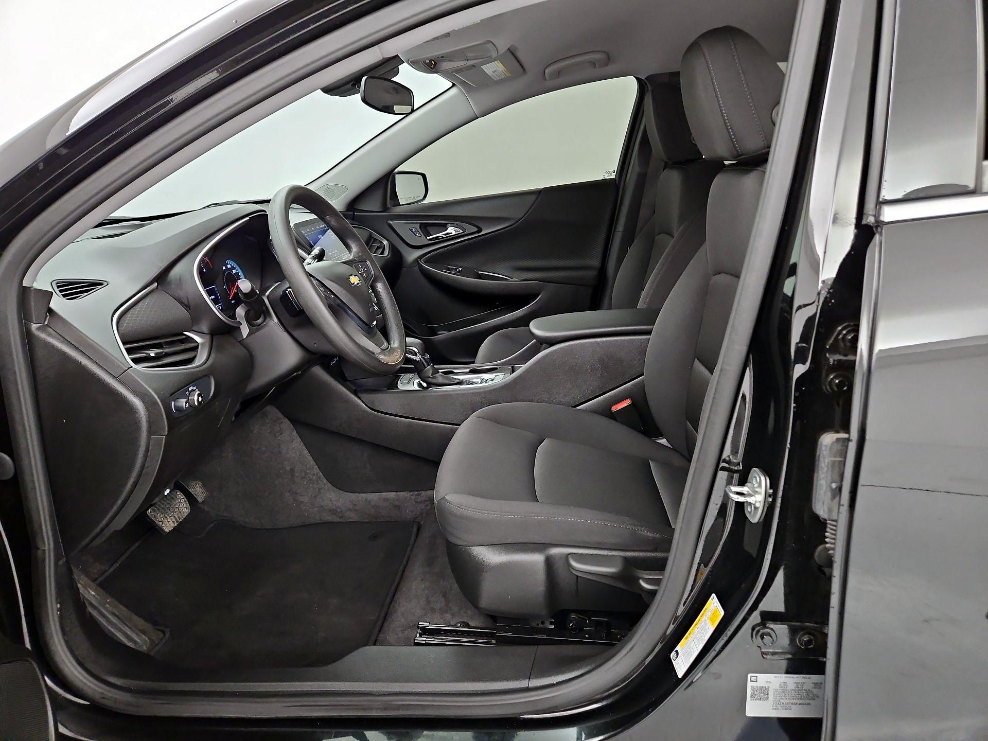 Thumbnail: 2025 Chevrolet Malibu - 11