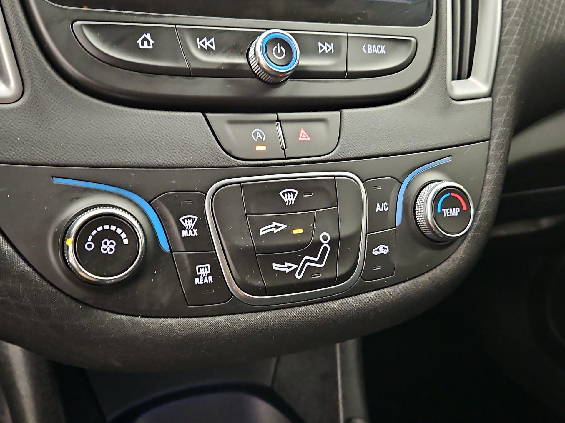 Thumbnail: 2025 Chevrolet Malibu - 16