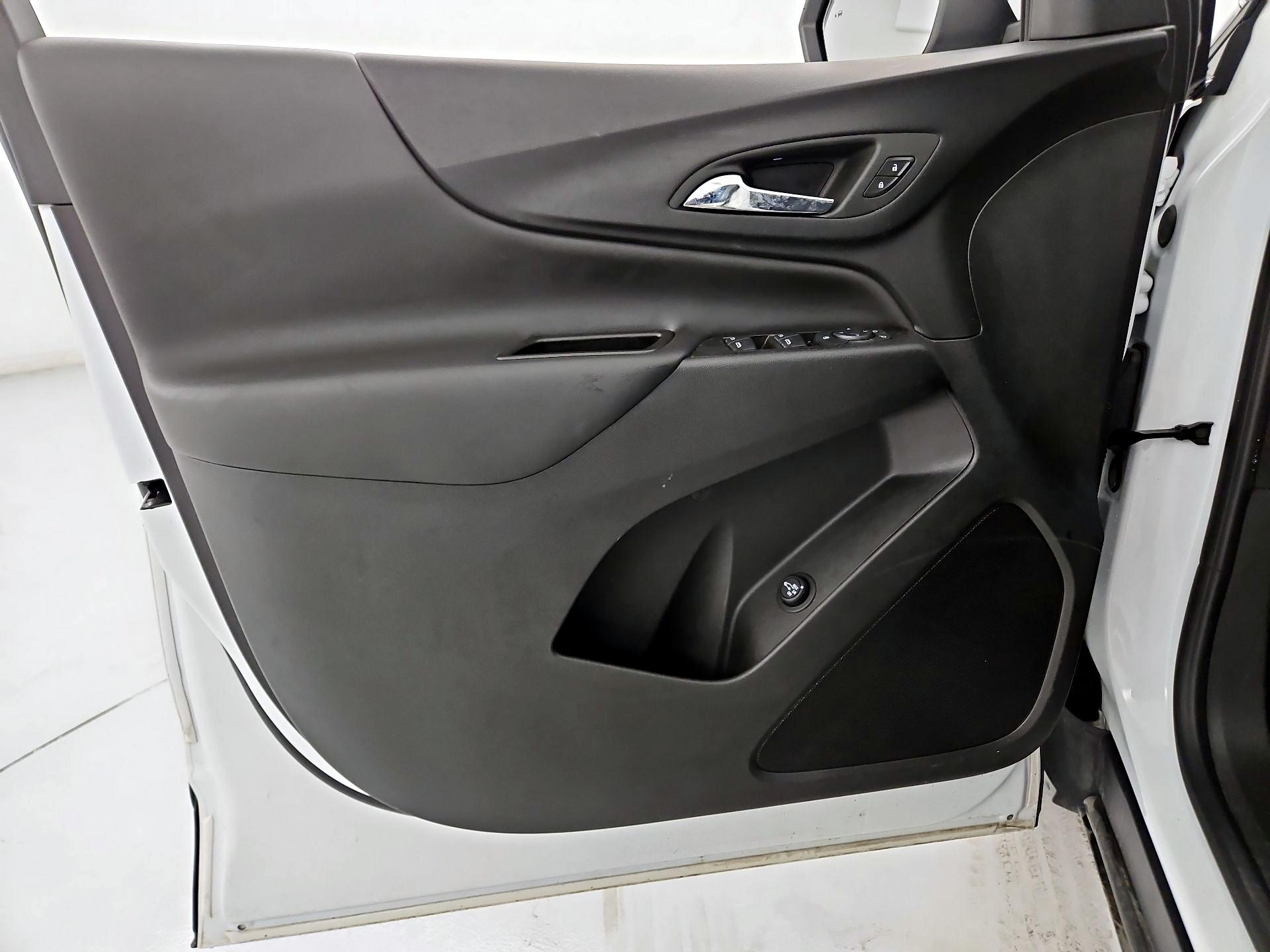 Thumbnail: 2024 Chevrolet Equinox - 12