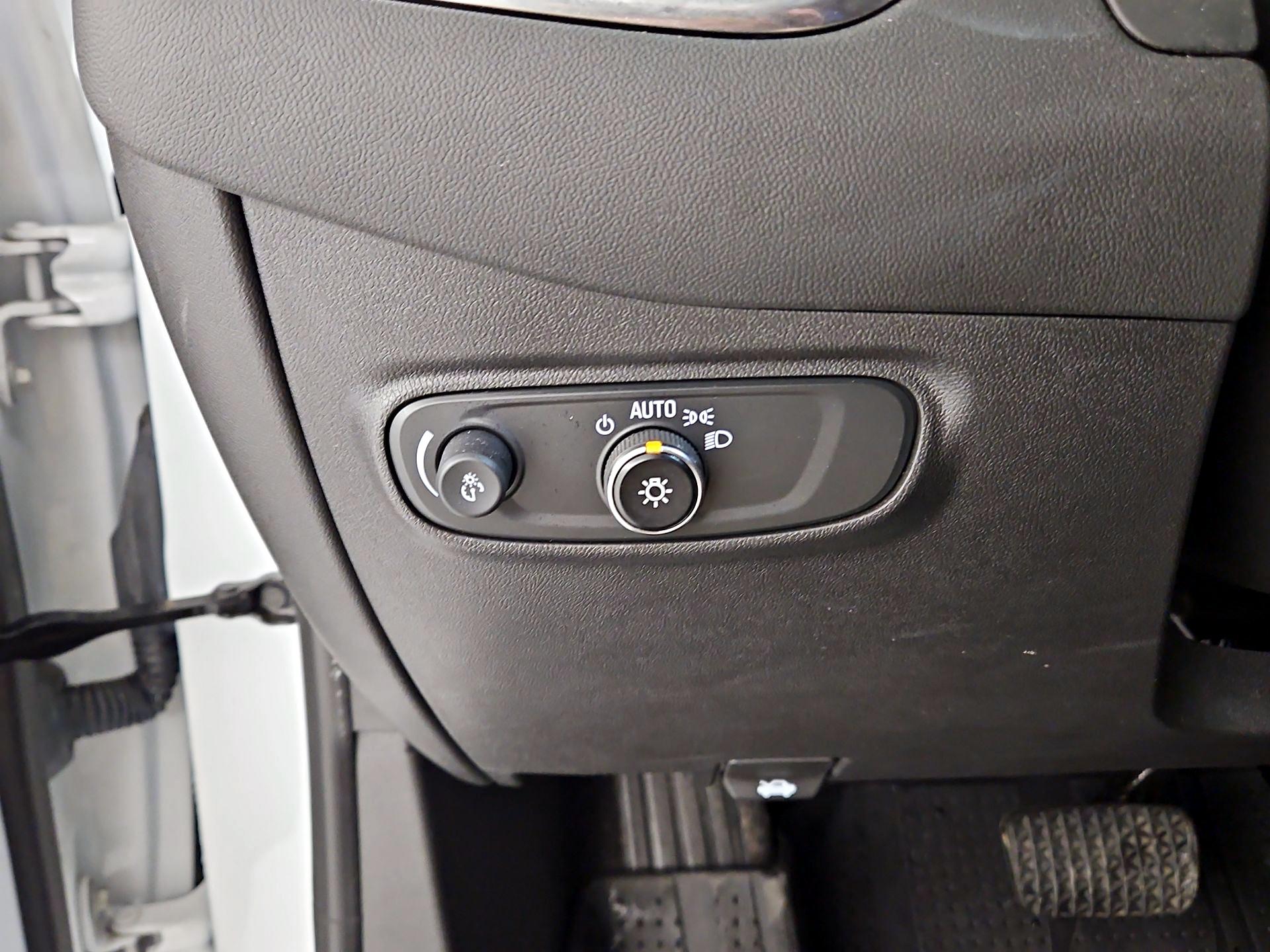 Thumbnail: 2024 Chevrolet Equinox - 13