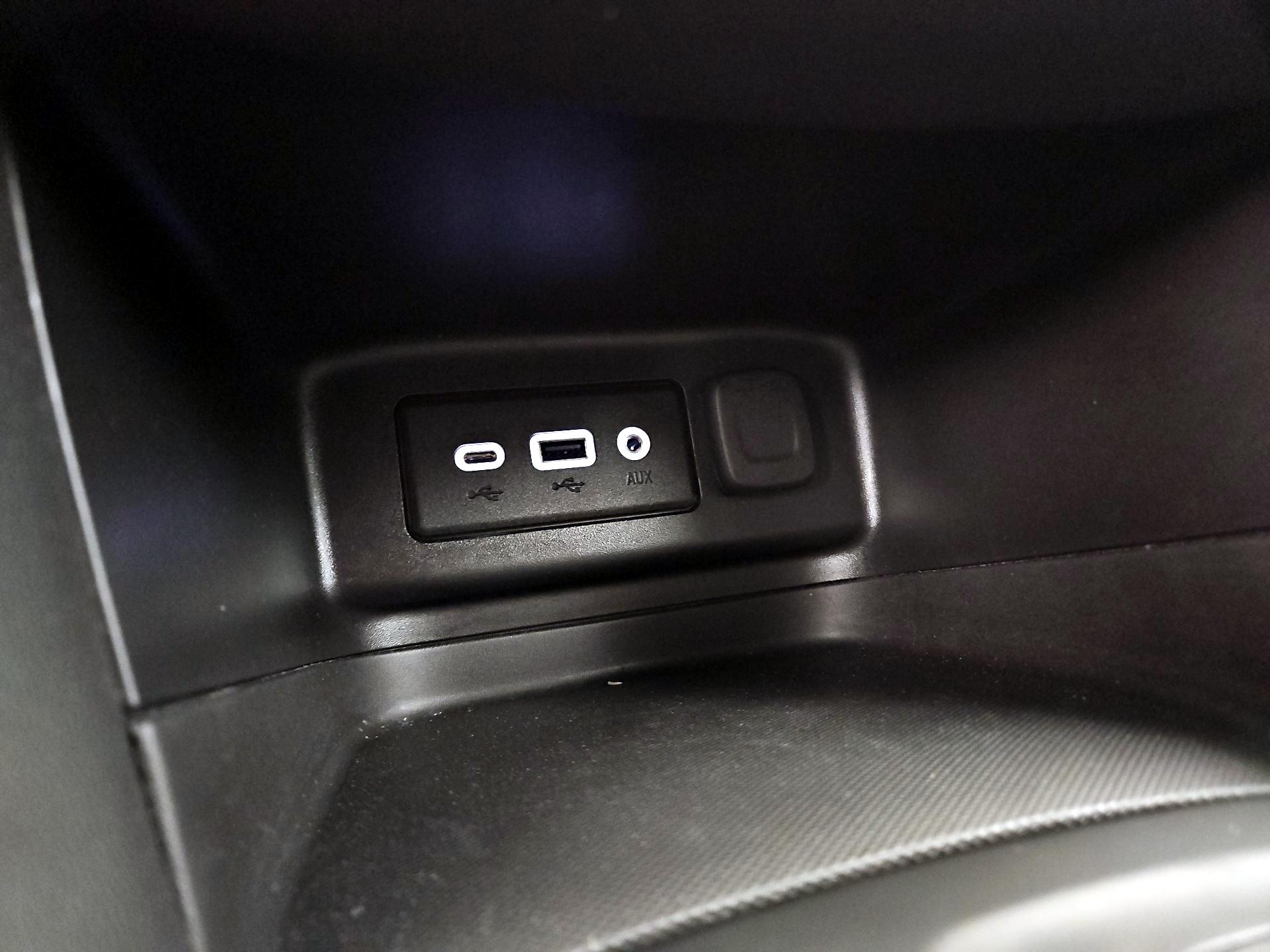 Thumbnail: 2024 Chevrolet Equinox - 18