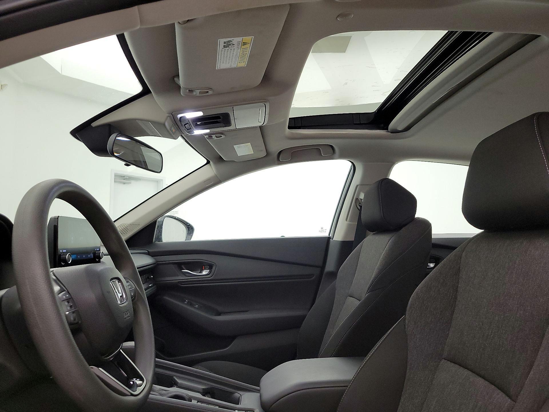 Thumbnail: 2025 Honda Accord - 18
