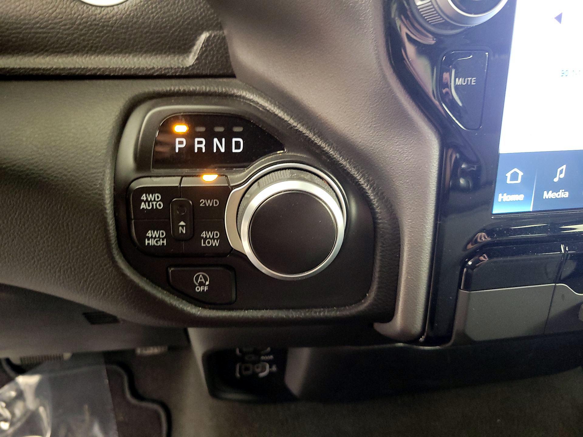 Thumbnail: 2023 RAM 1500 - 18