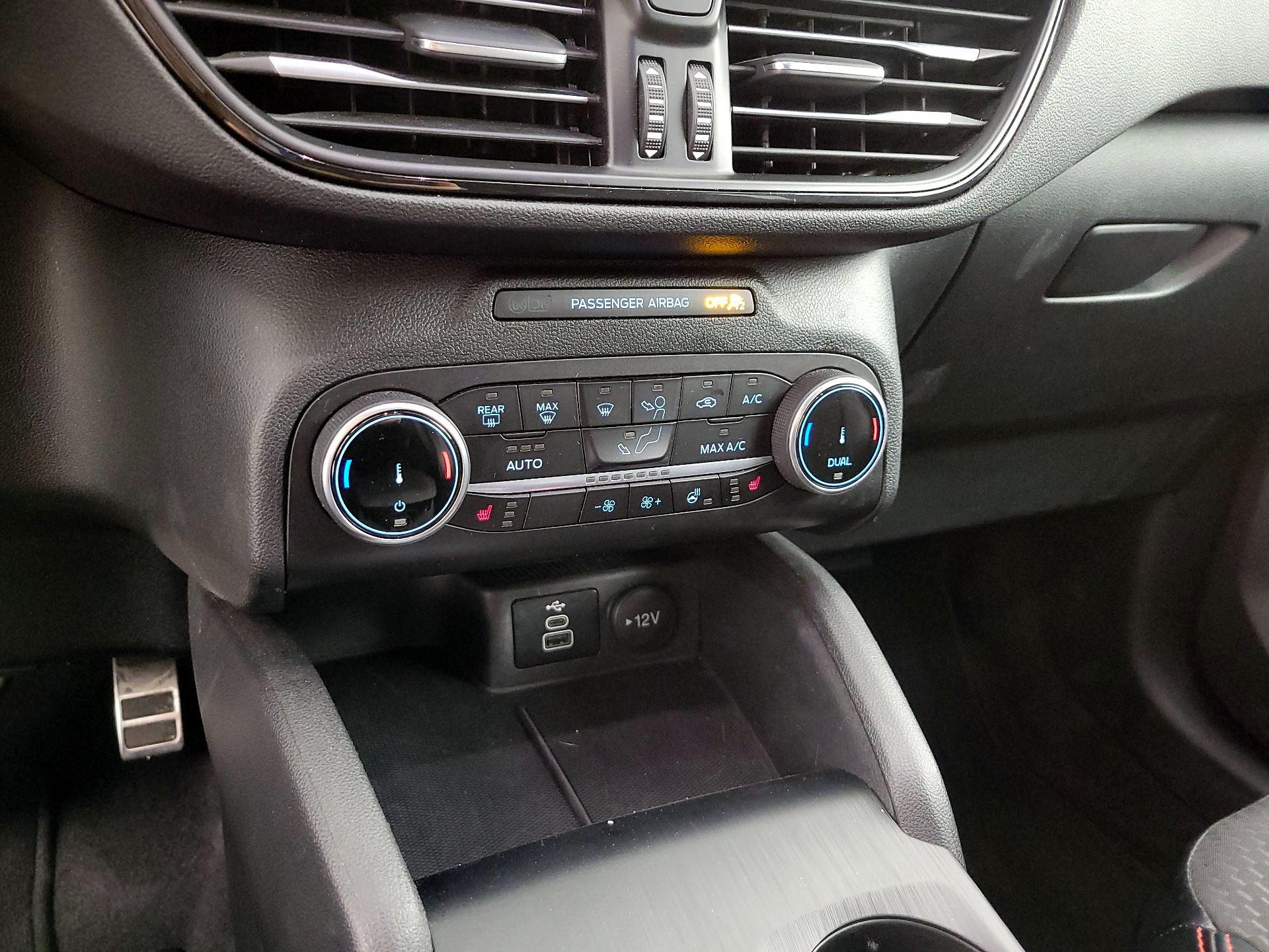 Thumbnail: 2024 Ford Escape - 16