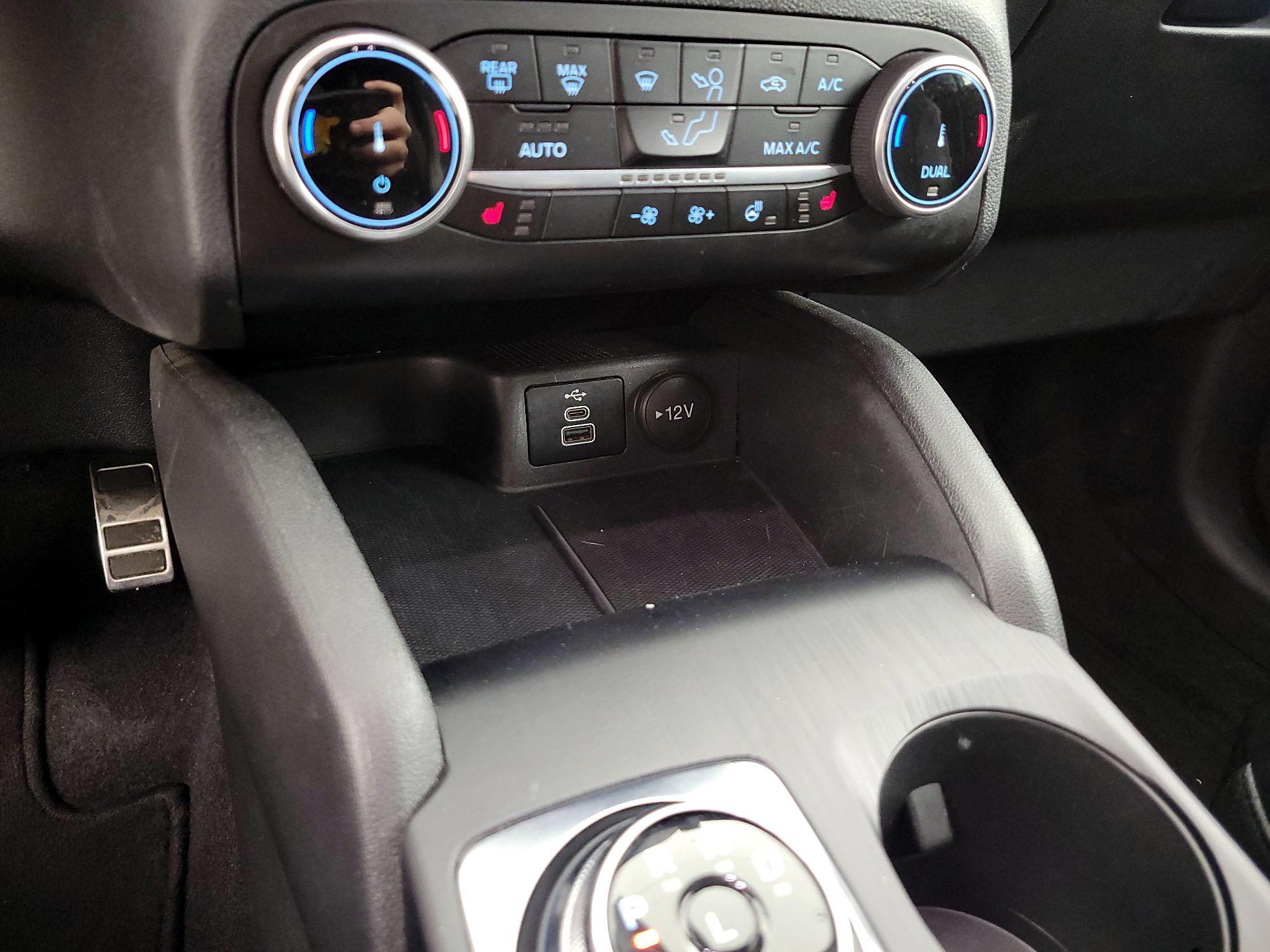 Thumbnail: 2024 Ford Escape - 18