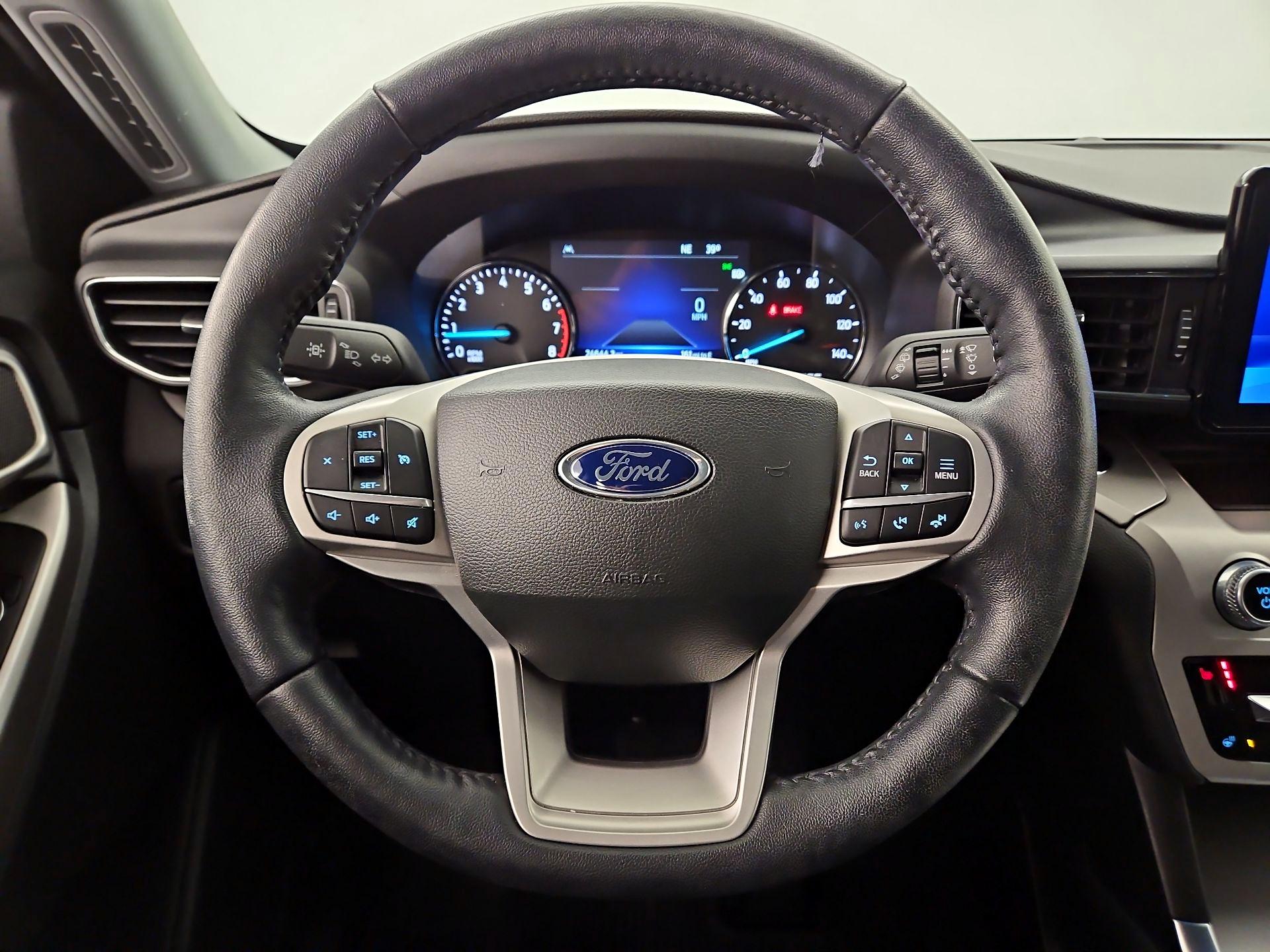 Thumbnail: 2022 Ford Explorer - 10