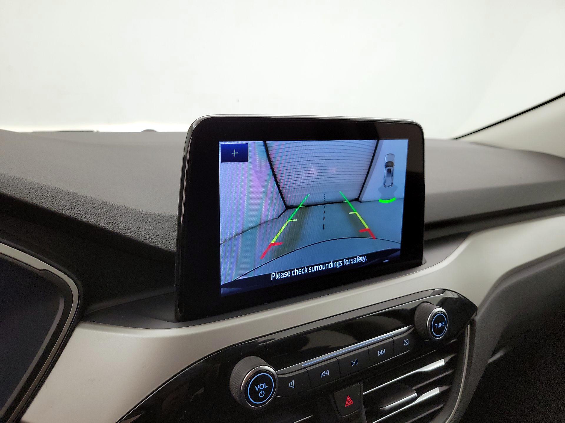 Thumbnail: 2022 Ford Escape - 15