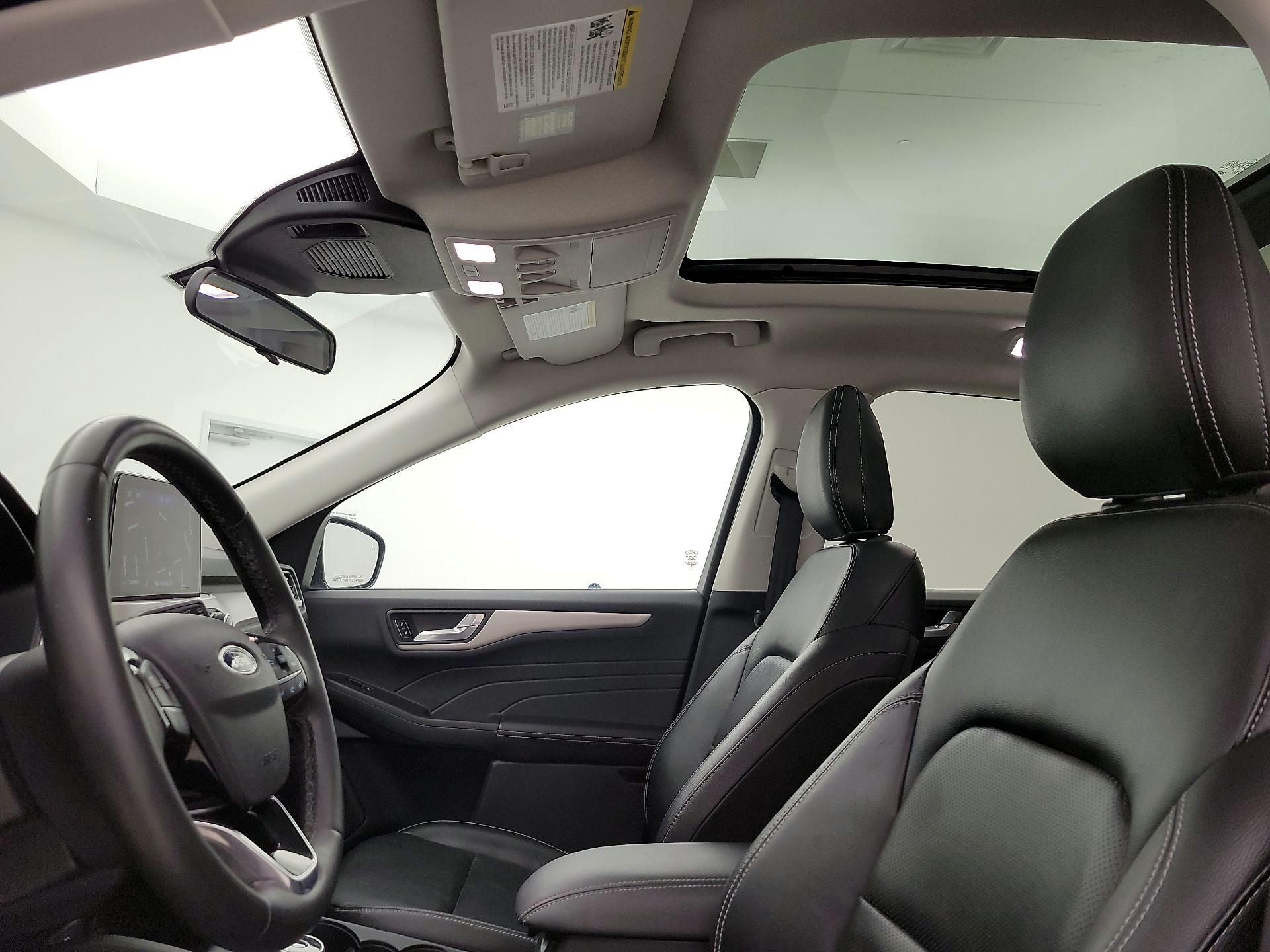 Thumbnail: 2022 Ford Escape - 20