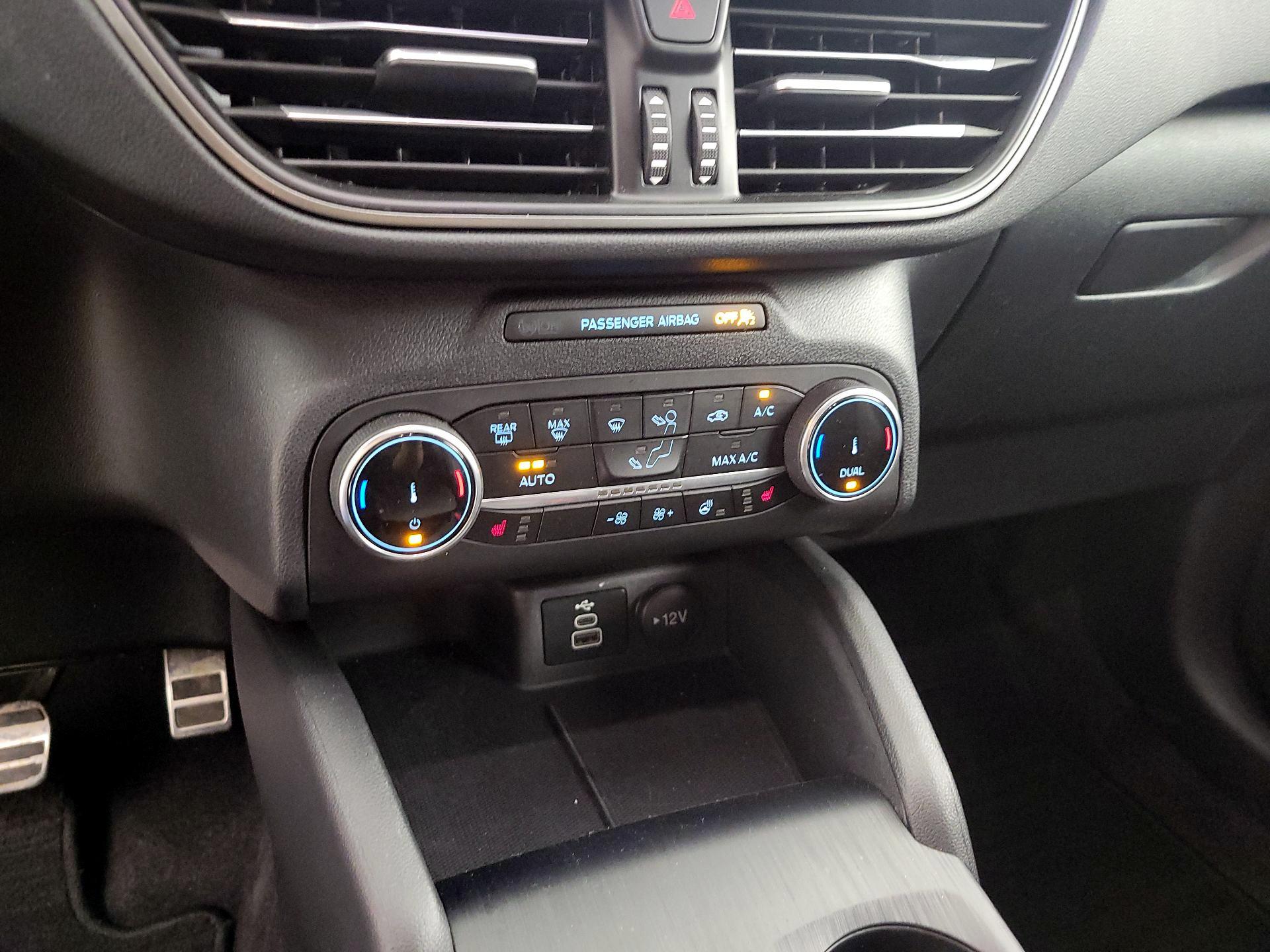 Thumbnail: 2024 Ford Escape - 16