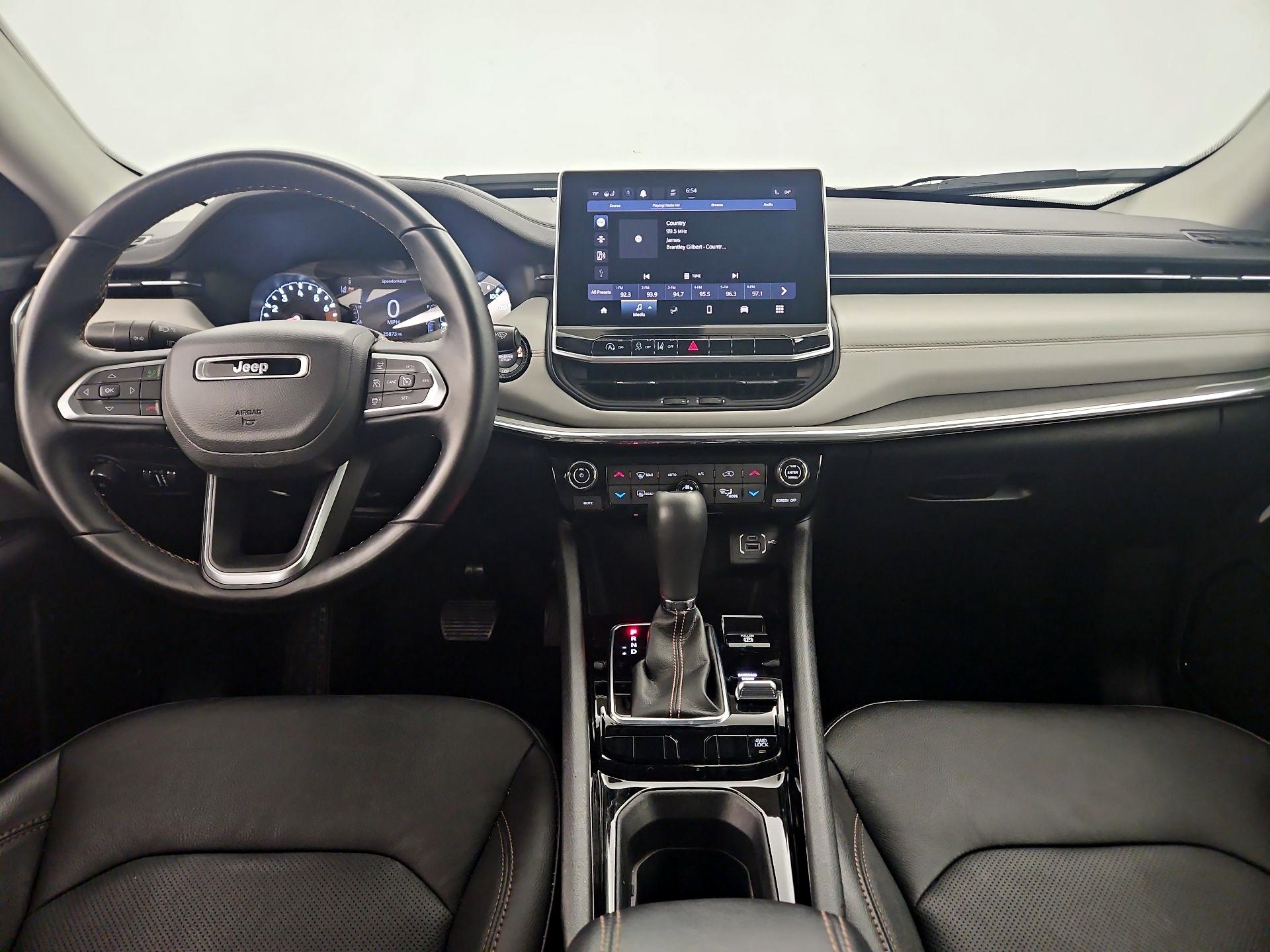 Thumbnail: 2022 Jeep Compass - 9