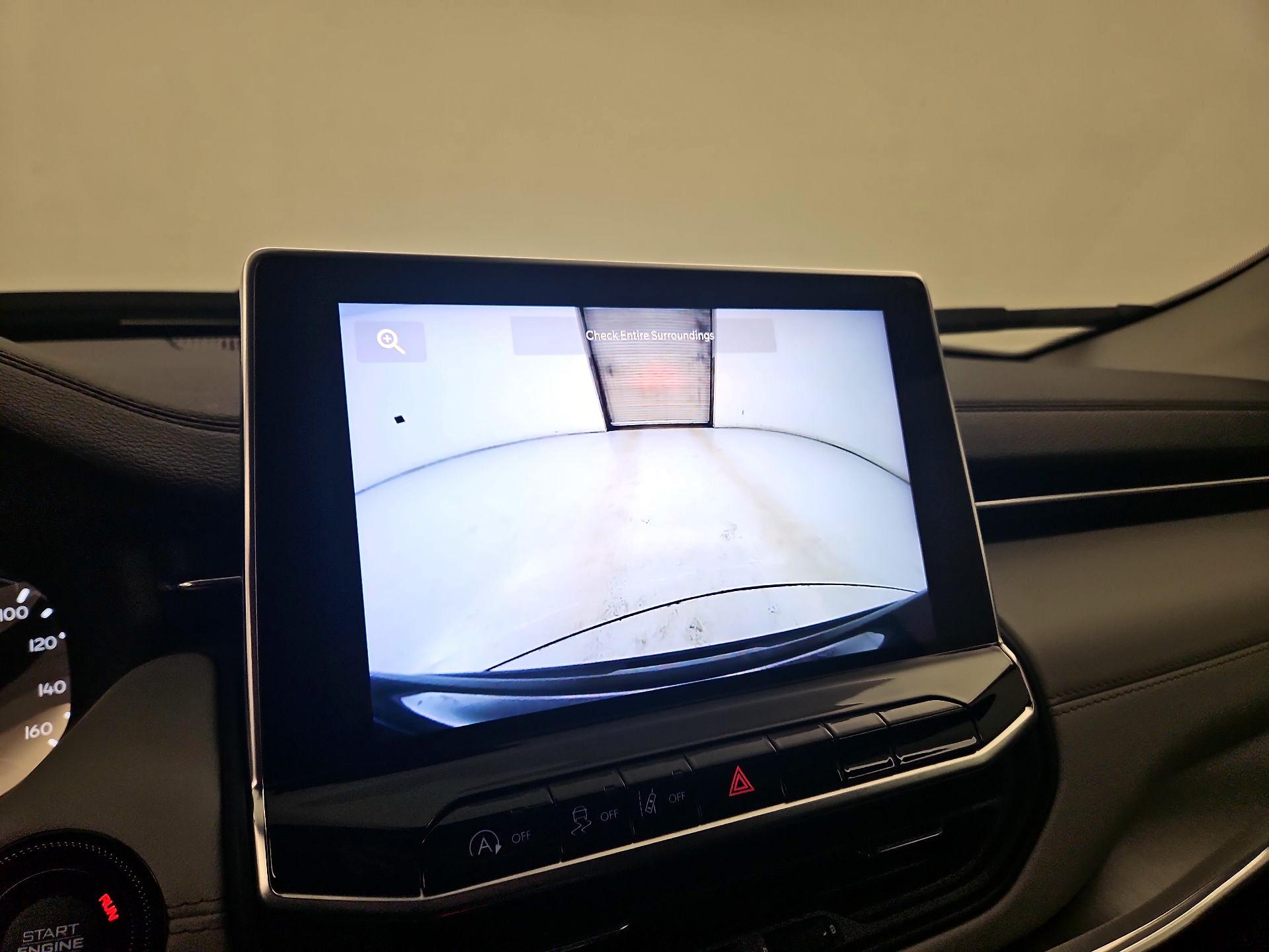 Thumbnail: 2022 Jeep Compass - 14