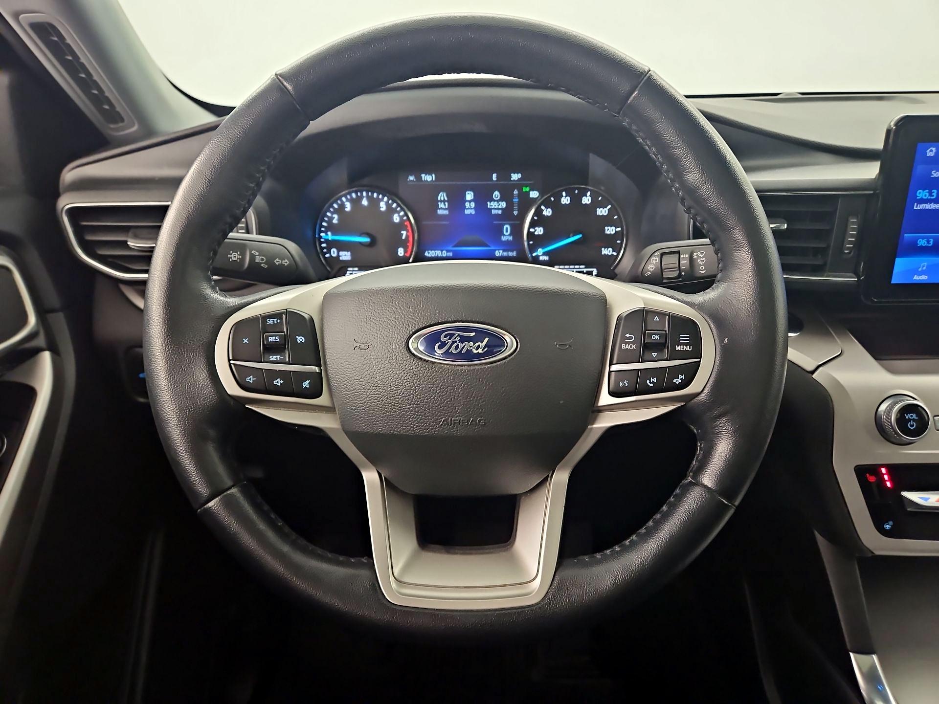 Thumbnail: 2022 Ford Explorer - 10