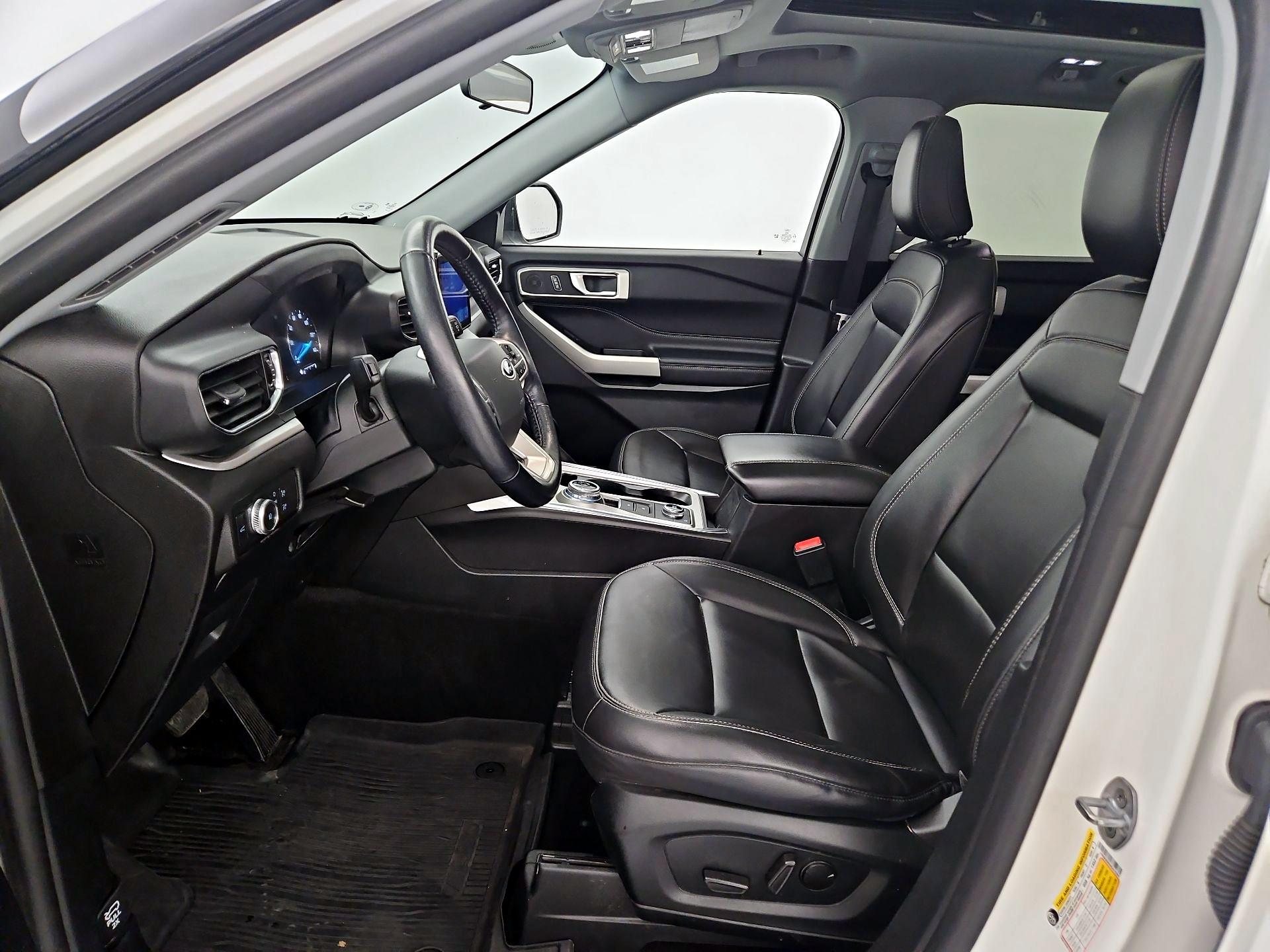 Thumbnail: 2022 Ford Explorer - 11