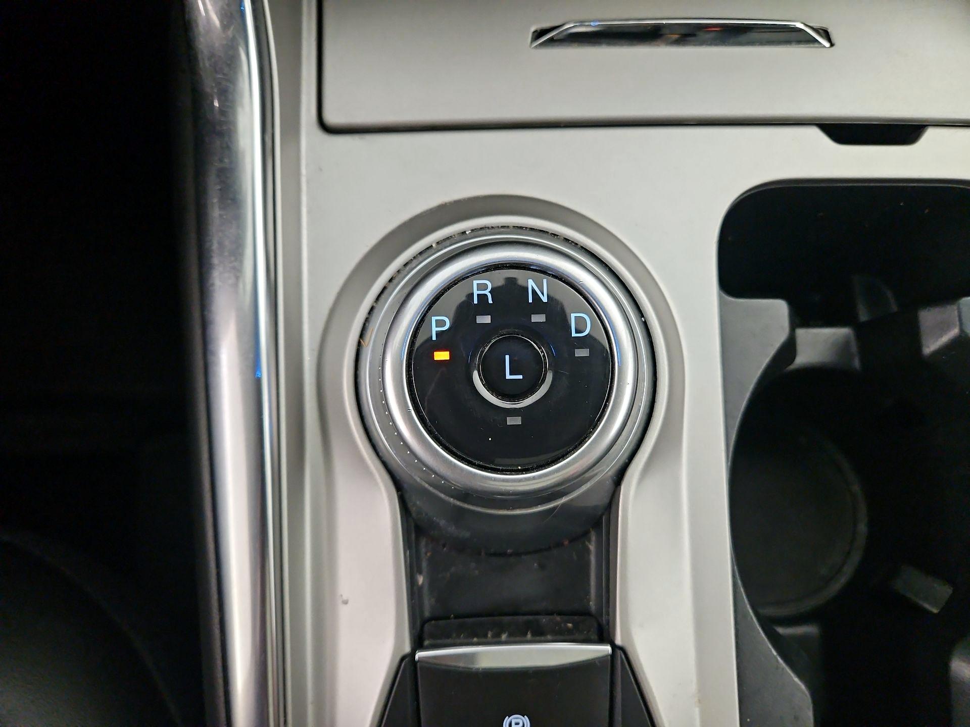 Thumbnail: 2022 Ford Explorer - 17