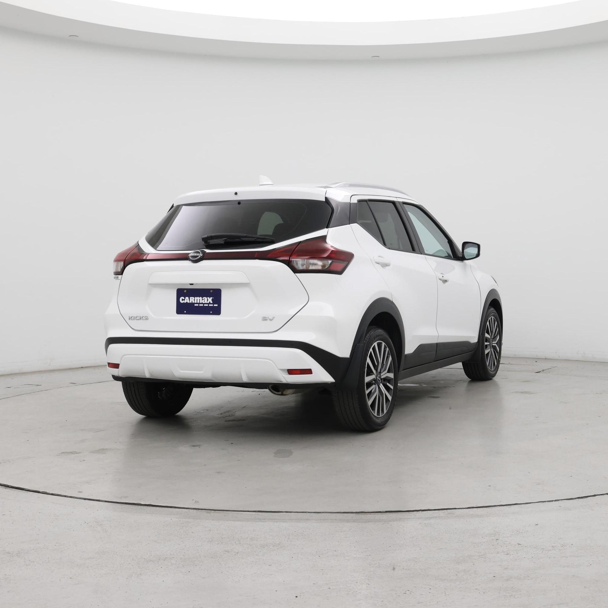 Thumbnail: 2024 Nissan Kicks - 8