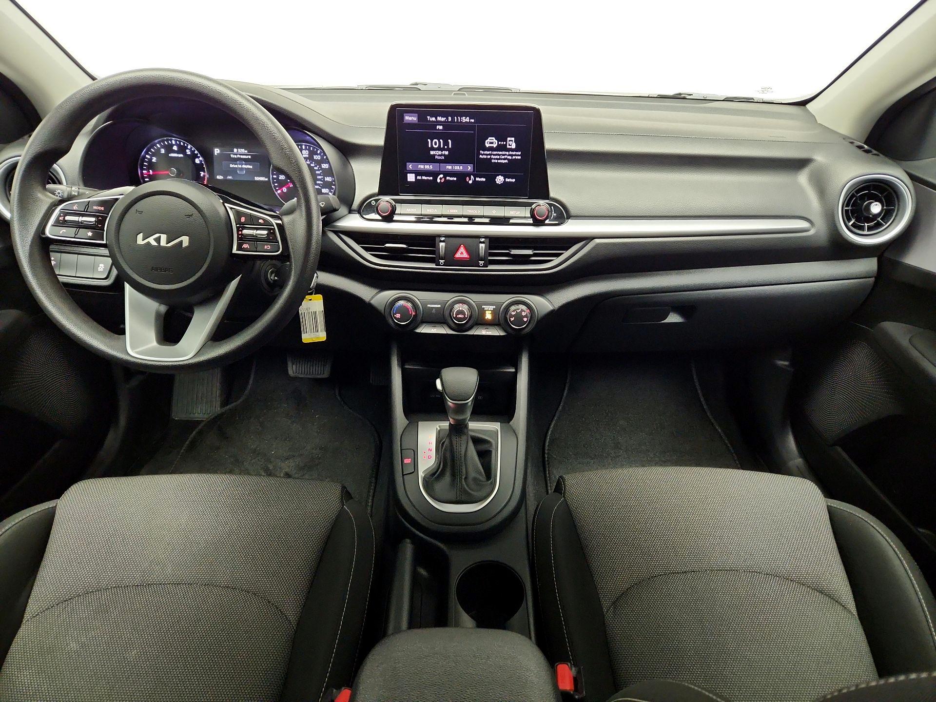 Thumbnail: 2024 Kia Forte - 9