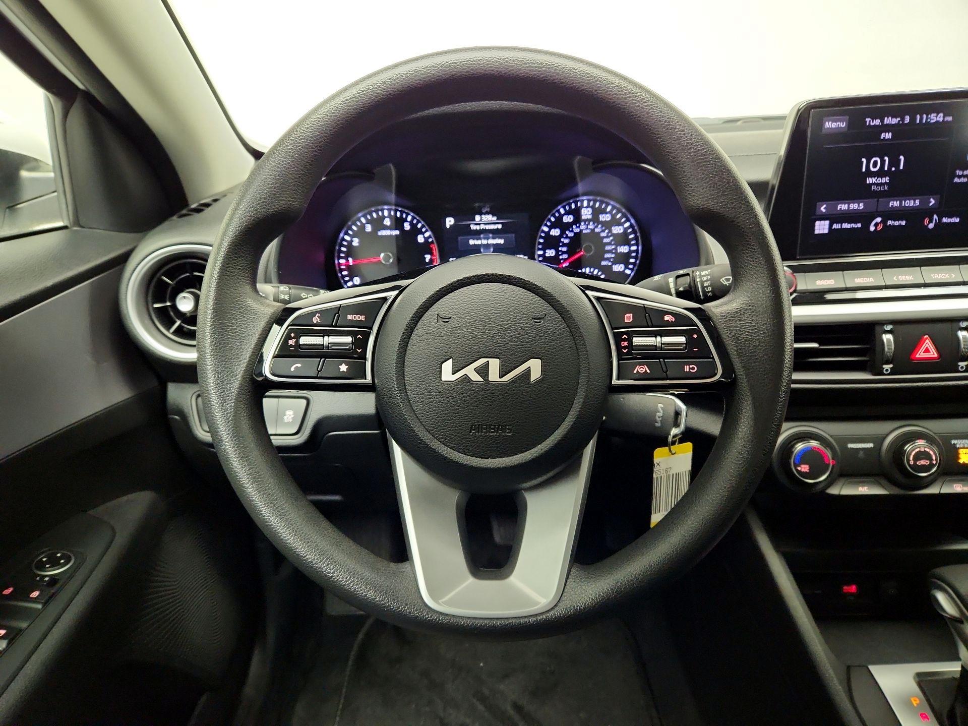 Thumbnail: 2024 Kia Forte - 10