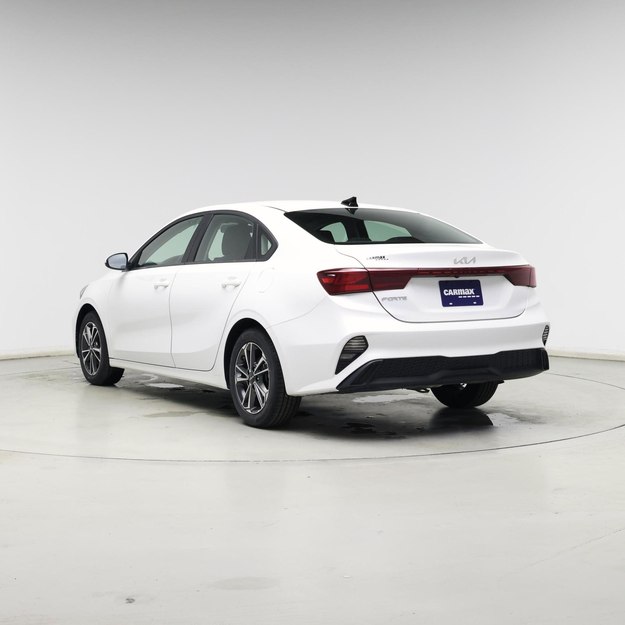 Thumbnail: 2024 Kia Forte - 2