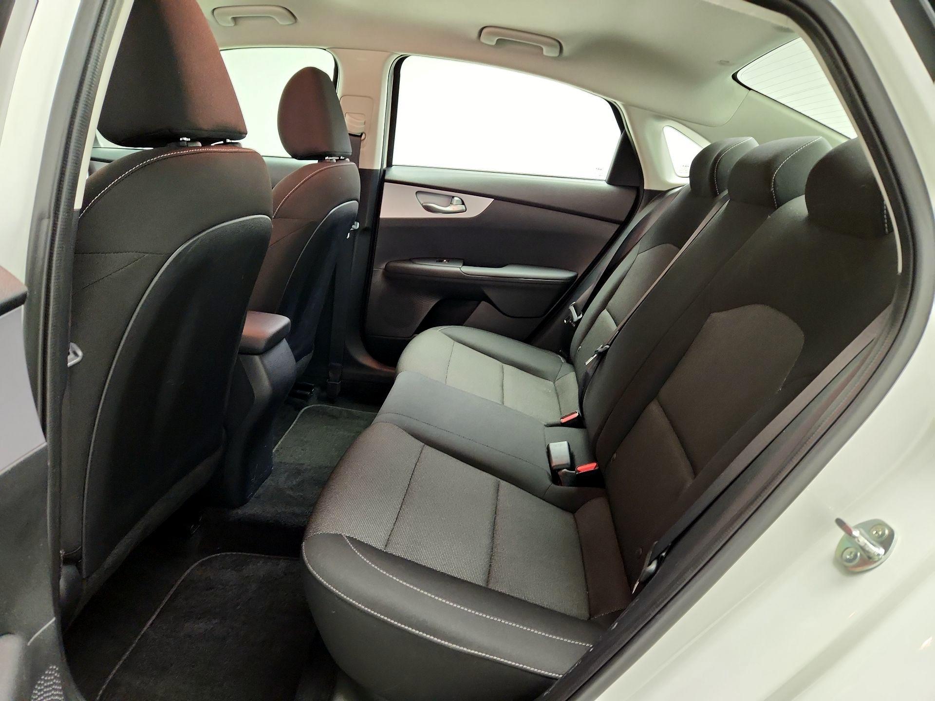 Thumbnail: 2024 Kia Forte - 19