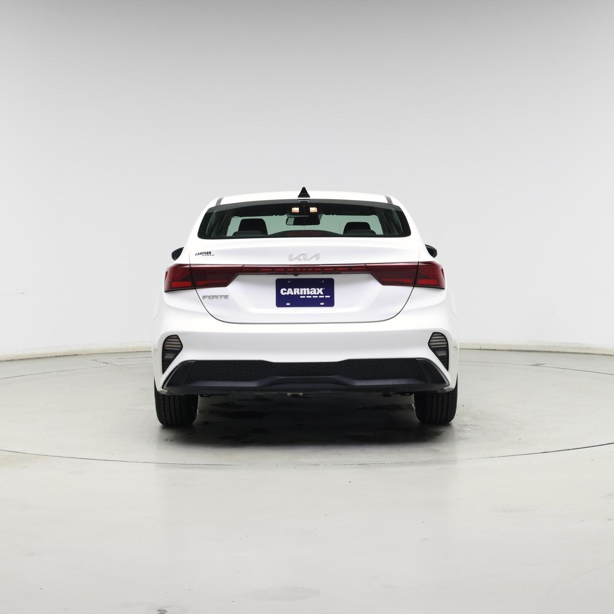 Thumbnail: 2024 Kia Forte - 6