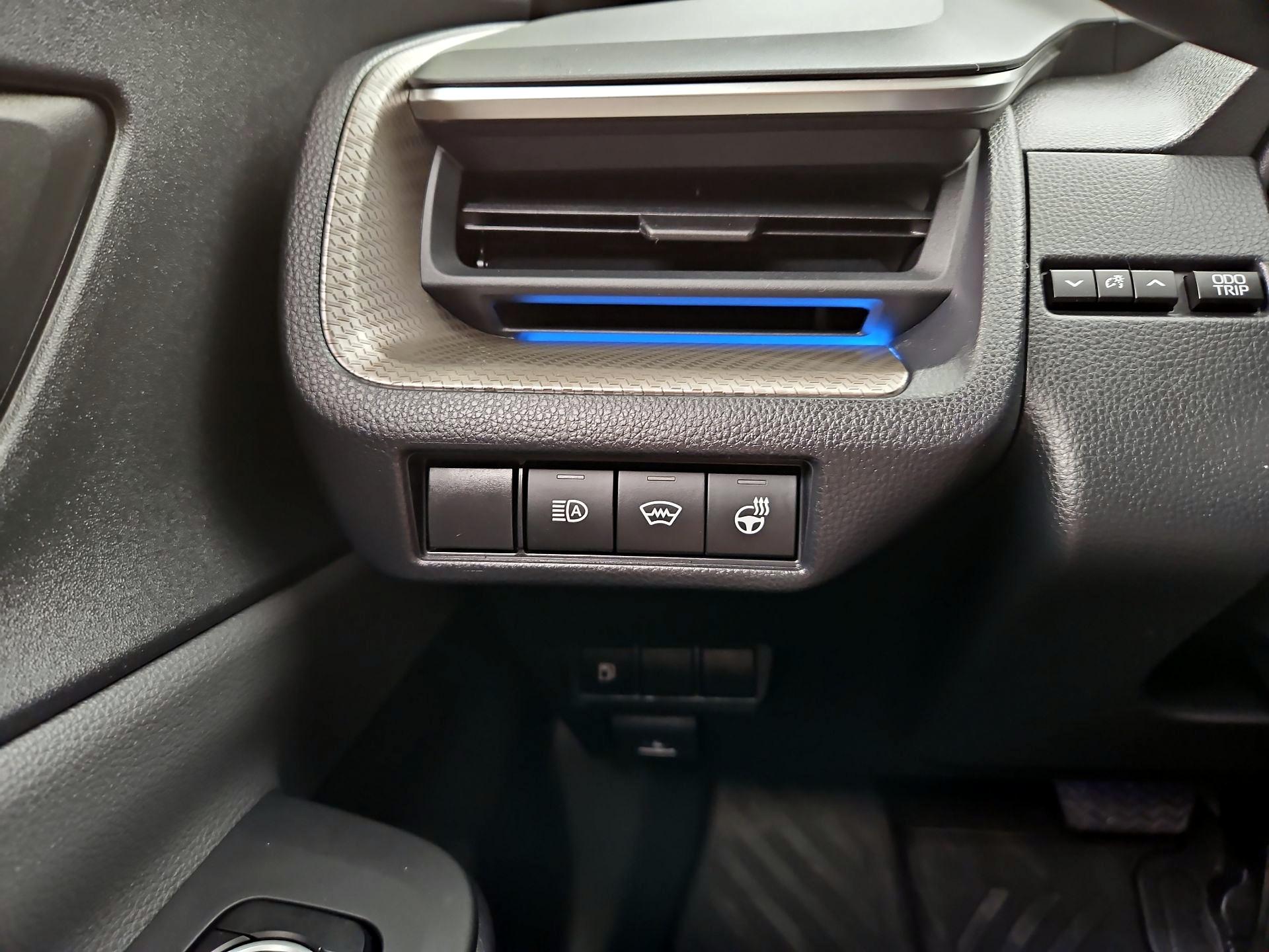 Thumbnail: 2024 Toyota Prius - 13