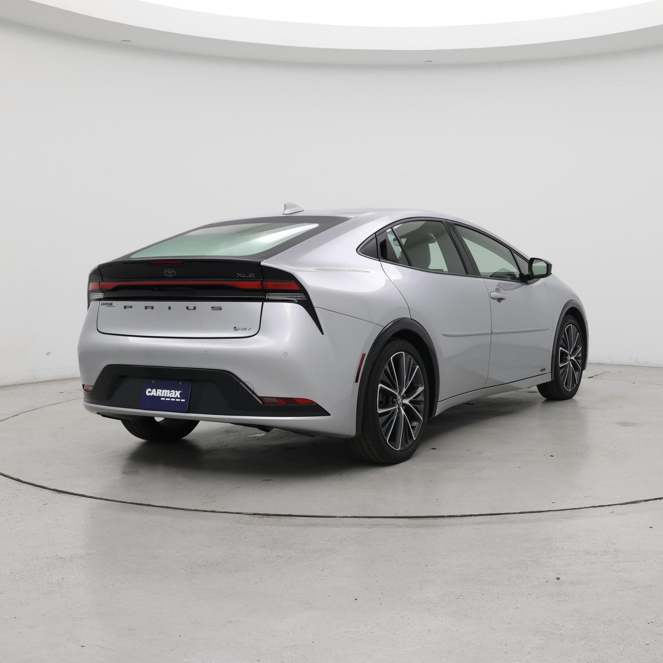 Thumbnail: 2024 Toyota Prius - 8