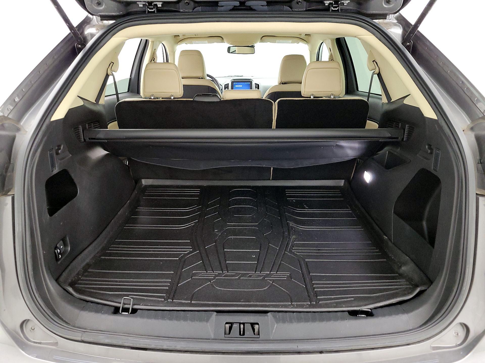 Thumbnail: 2023 Ford Edge - 20