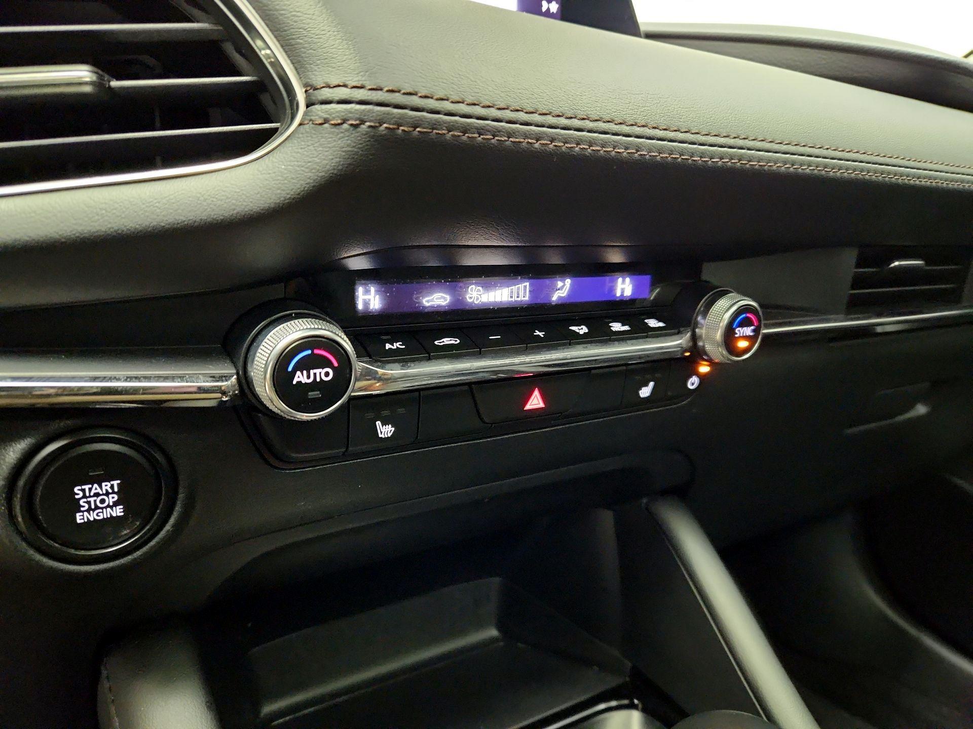 Thumbnail: 2025 Mazda Mazda3 - 16