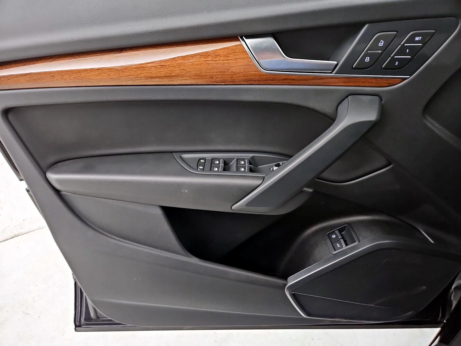 Thumbnail: 2024 Audi Q5 - 12