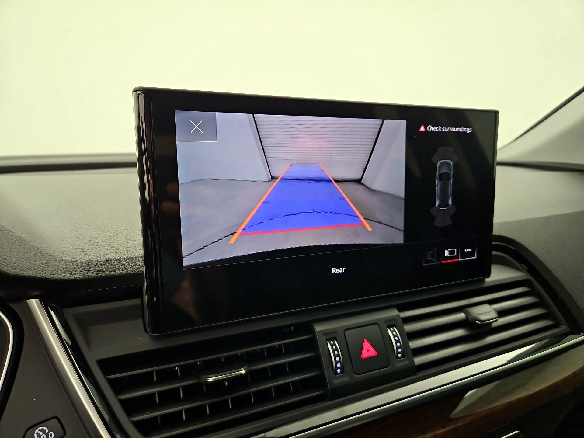 Thumbnail: 2024 Audi Q5 - 14