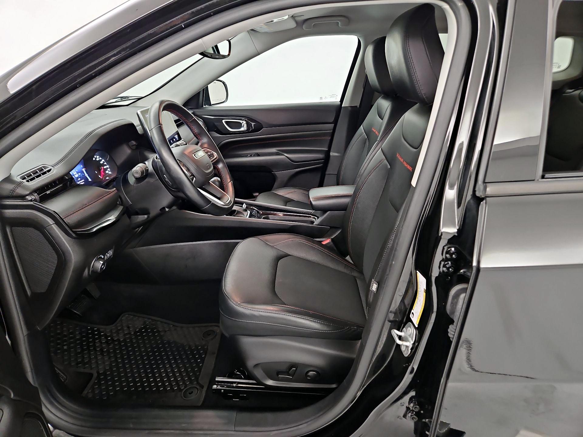 Thumbnail: 2022 Jeep Compass - 11