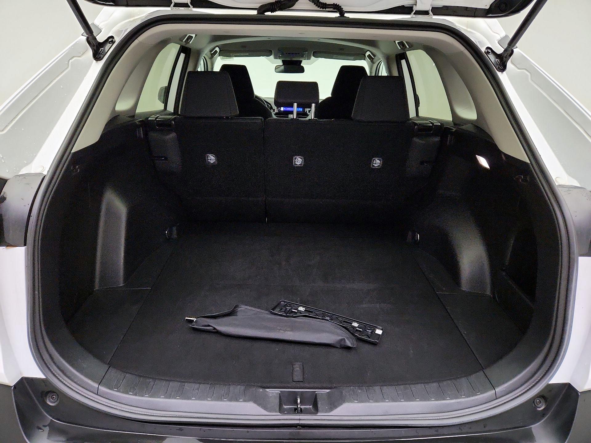 Thumbnail: 2024 Toyota RAV4 - 20