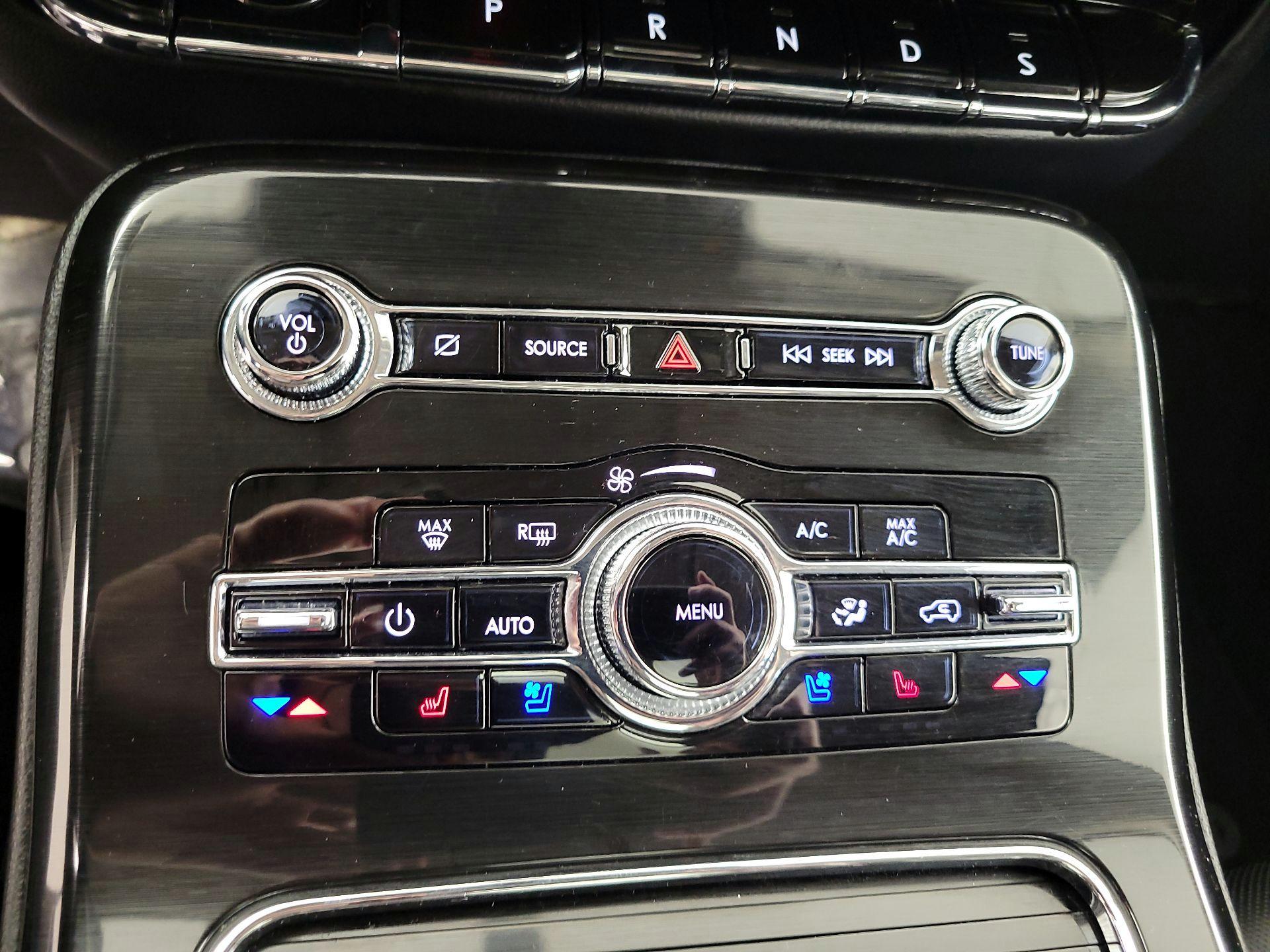 Thumbnail: 2022 Lincoln Nautilus - 17