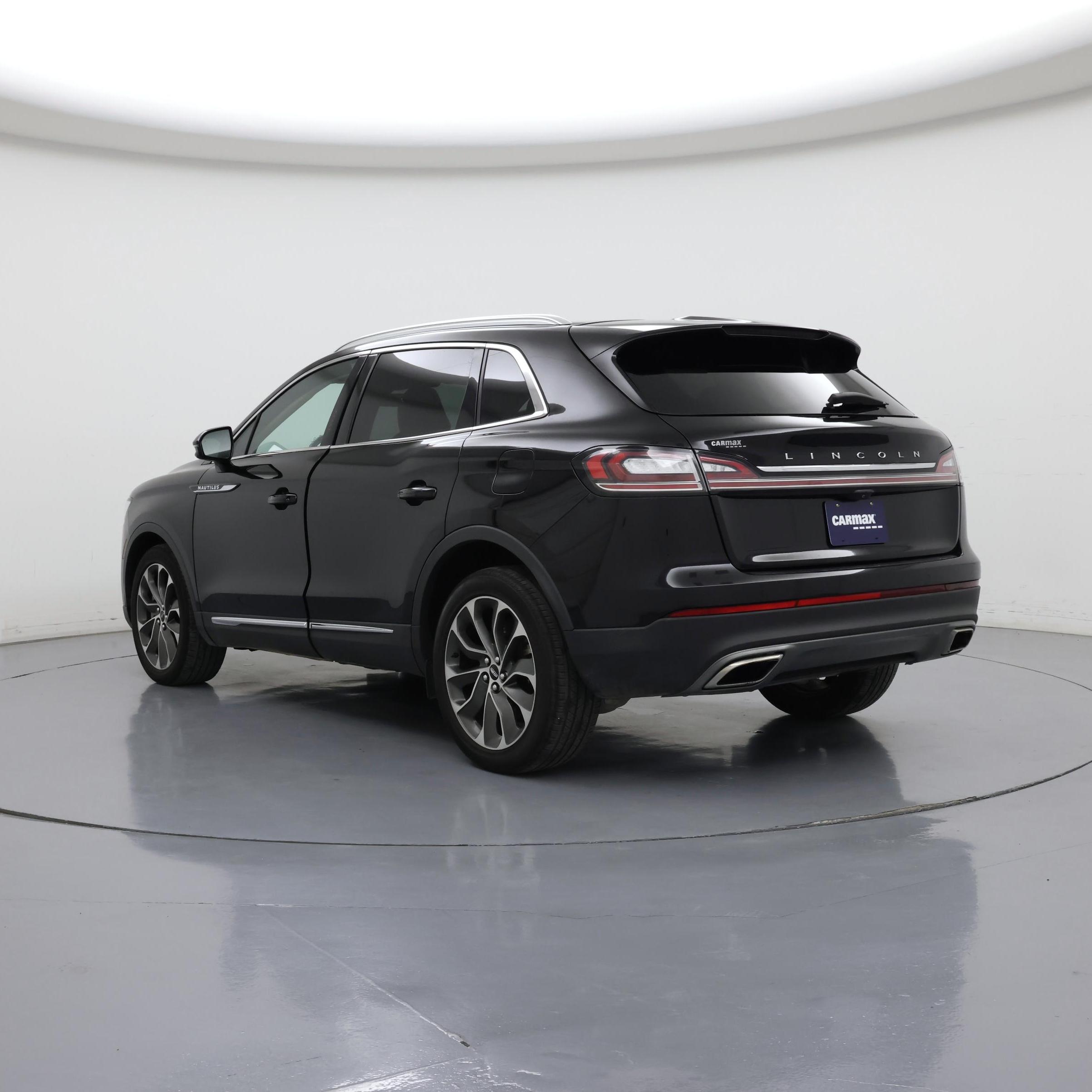 Thumbnail: 2022 Lincoln Nautilus - 2