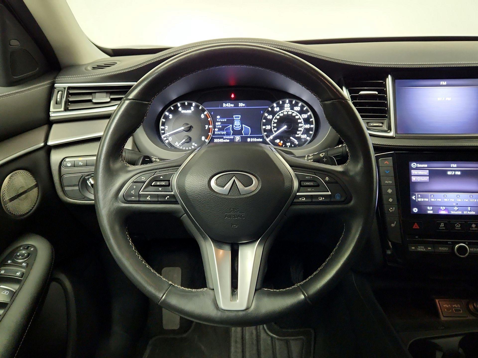 Thumbnail: 2023 INFINITI QX50 - 10