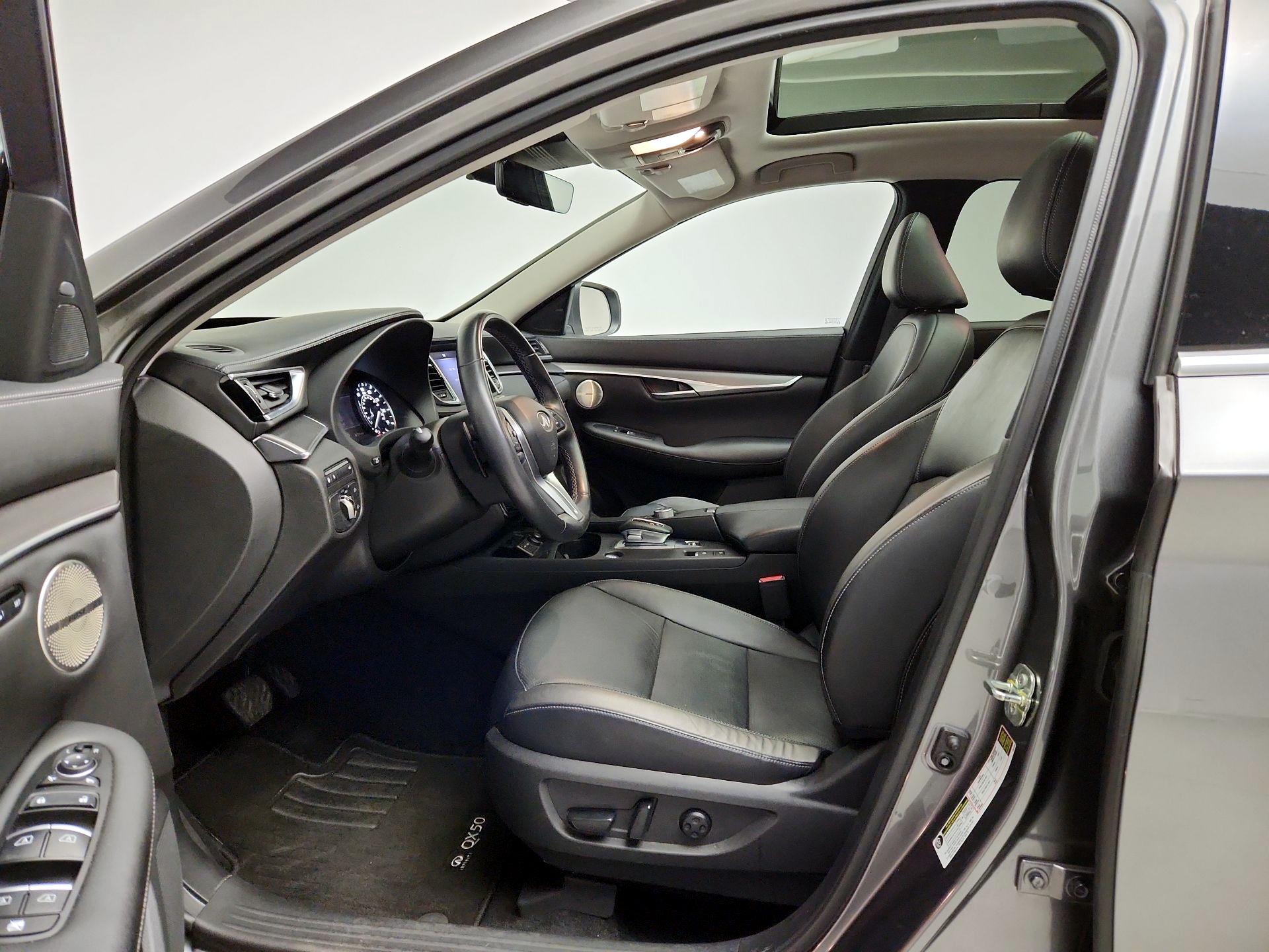 Thumbnail: 2023 INFINITI QX50 - 11